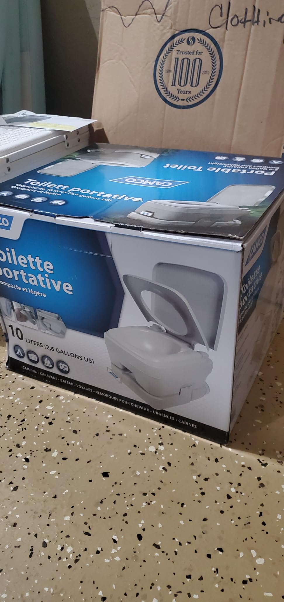 Camco 2.6-Gallon Portable Toilet - Features Detachable Holding Tank w/Sealing Slide Valve & Bellow-Type Flush - Easy Transport w/Compact Lightweight Design & Carry Handle - Gray (41531) customer photo 2