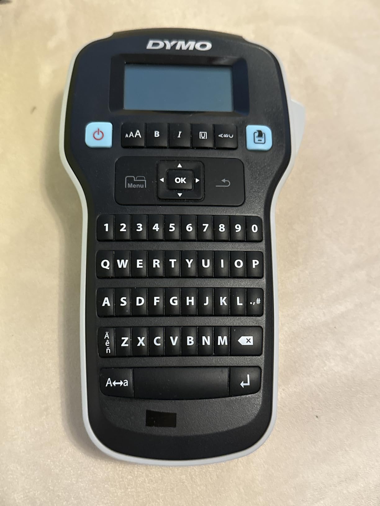 DYMO Label Maker LabelManager 160 Portable Label Maker, Easy-to-Use, One-Touch Smart Keys, QWERTY Keyboard, Large Display, for Home & Office Organization, Black customer photo 1