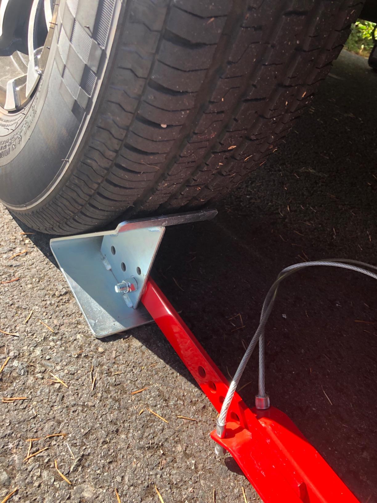 Fastway ONESTEP Wheel Chock Double Pack for Tandem Axle Trailers and RVs-16 Inches to 24 Inches Long-Qty 2 customer photo 2