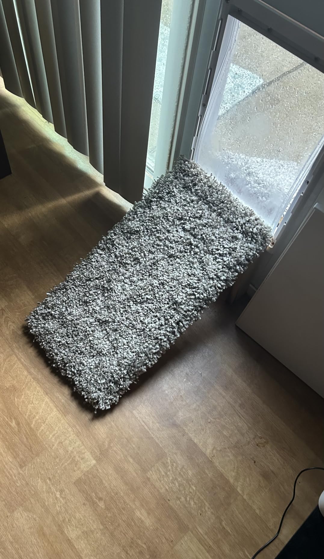 SAFAVIEH Milan Shag Collection Area Rug - 8' x 10', Dark Beige, Solid Design, Non-Shedding & Easy to Clean, Plush Thick Pile, Ideal for Living Room, Bedroom (SG180-1414) customer photo 1