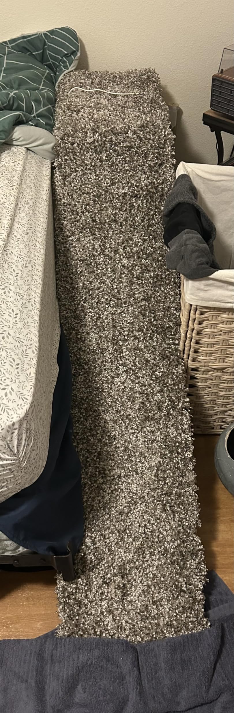 SAFAVIEH Milan Shag Collection Area Rug - 8' x 10', Dark Beige, Solid Design, Non-Shedding & Easy to Clean, Plush Thick Pile, Ideal for Living Room, Bedroom (SG180-1414) customer photo 2