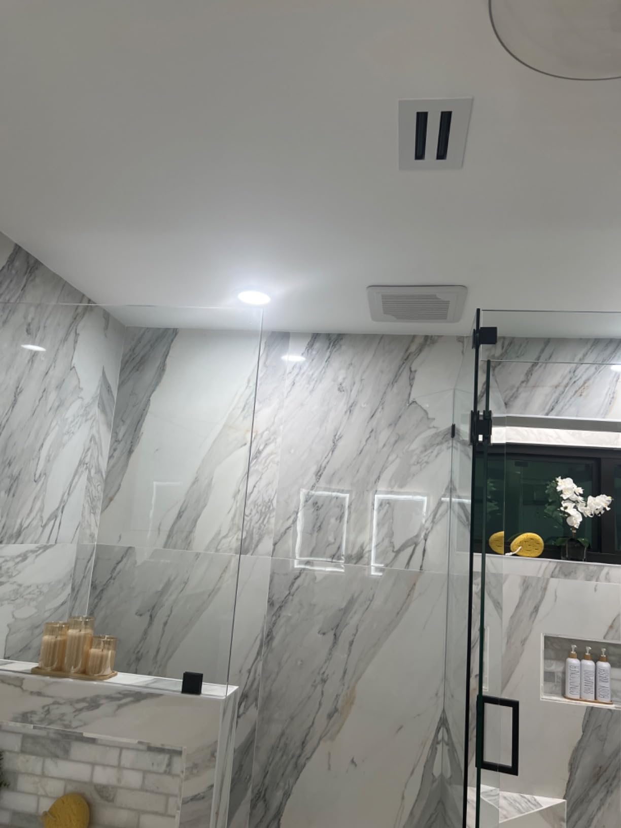 Delta Breeze GreenBuilder Exhaust Ventilation Bath Fan 80 CFM Energy Efficient Quiet Operation Motor with Humidity Sensory and LED Light, White customer photo 1