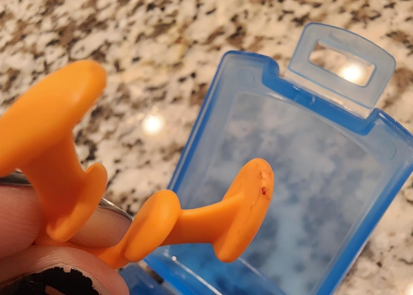 AIRMAX Nasal Dilator for Breathing - 76% More Airflow - Anti snoring Devices - Nostril Opener - Congestion Relief and snoring Solution - 1x Medium Orange customer photo 1