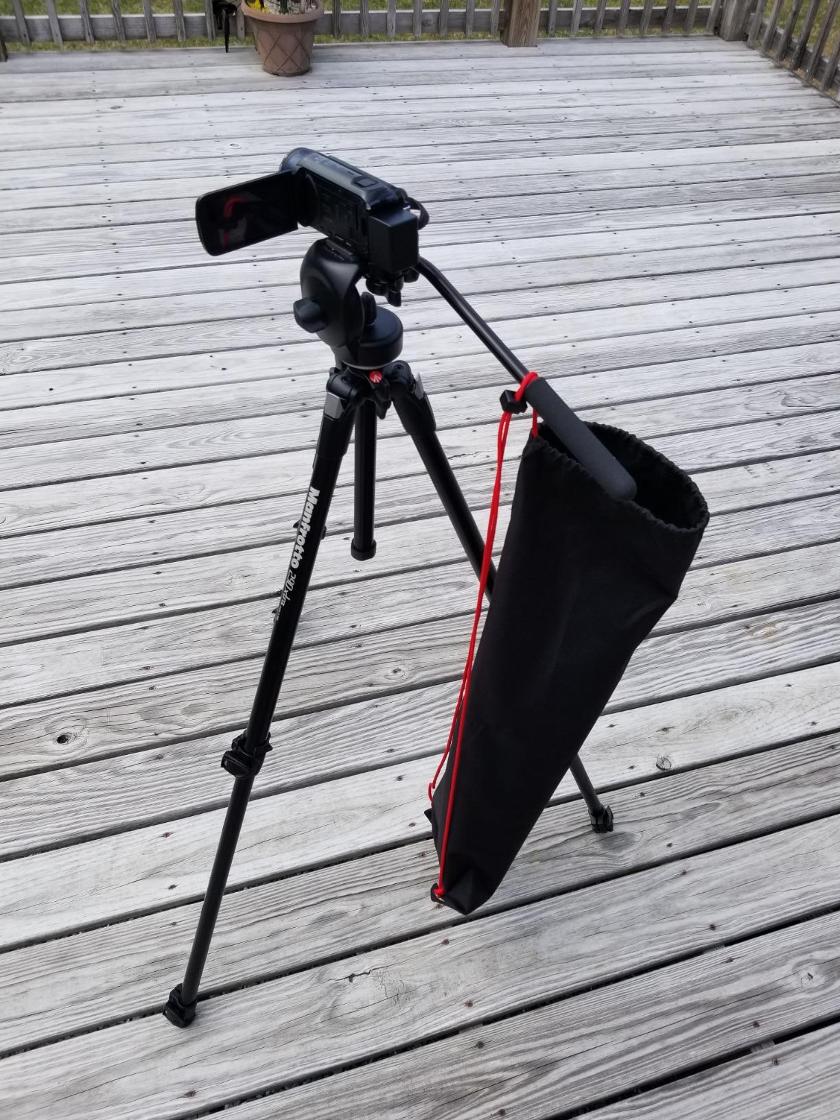 Manfrotto 290 Xtra Aluminum 3-Section Tripod Kit with Fluid Video Head (MK290XTA3-2WUS) customer photo 2
