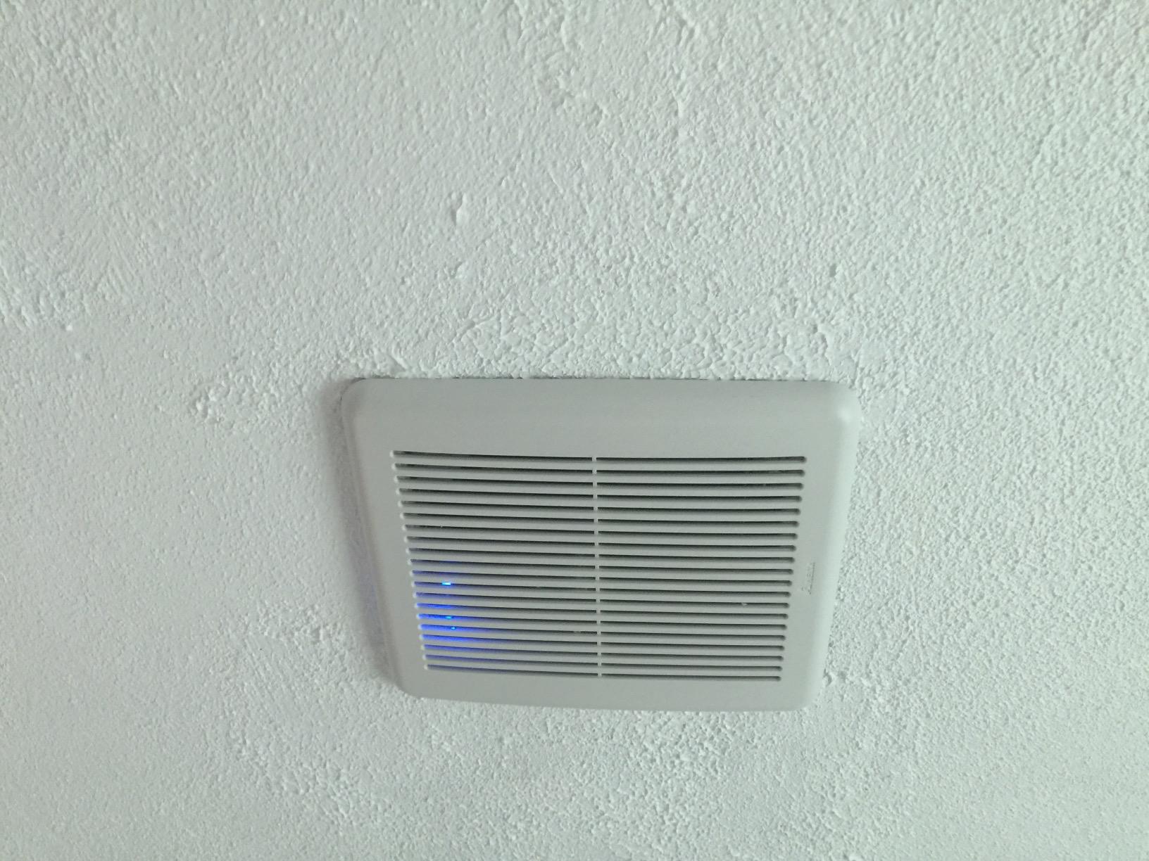 Delta BreezSlim SLM70H 13.1W Exhaust Bath Fan with Humidity Sensor, 70 CFM customer photo 1