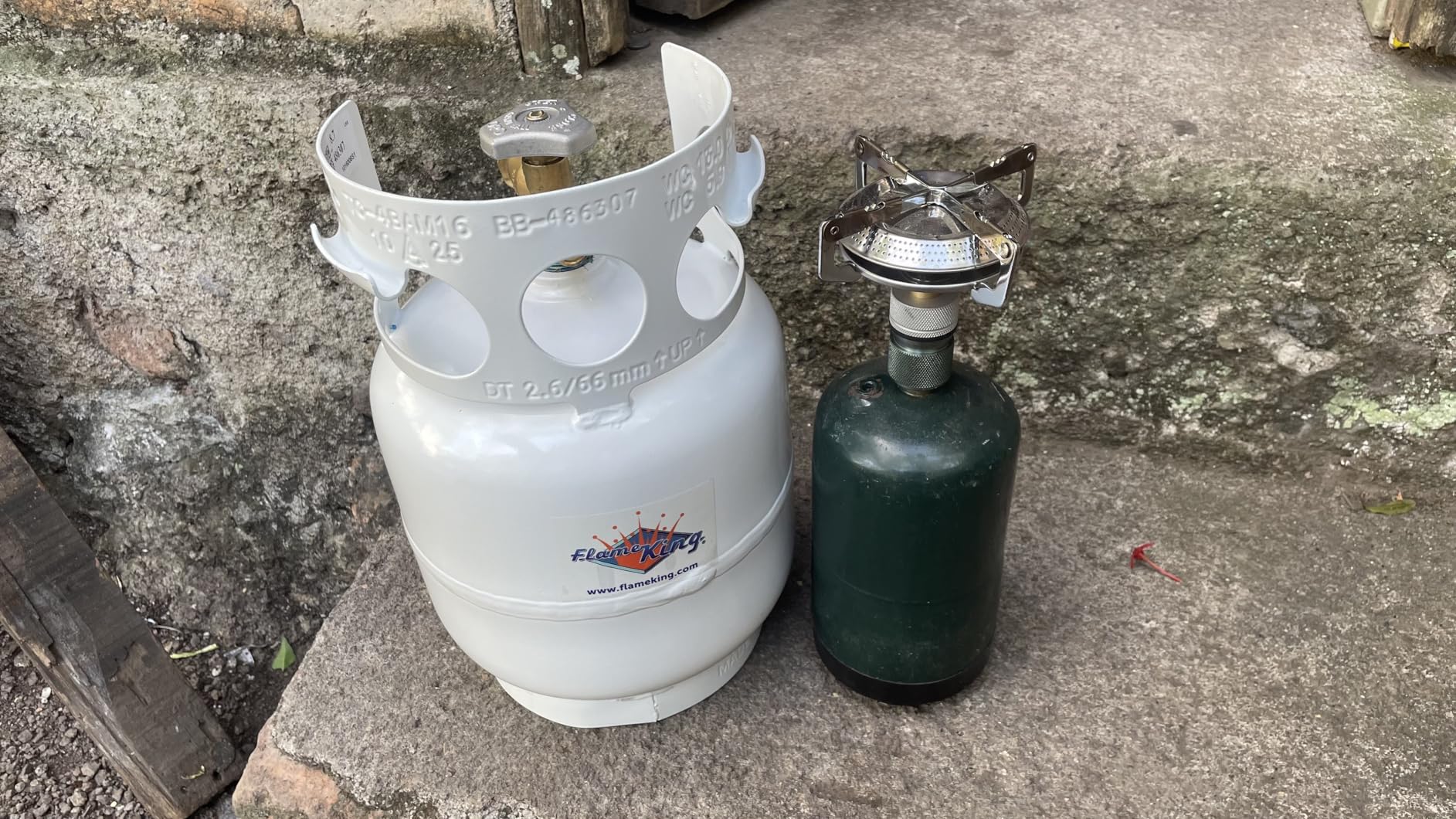 Flame King YSN5LB 5 Pound Propane Tank Cylinder, Great For Portable Grills, Fire Pits, Heaters And Overlanding customer photo 1