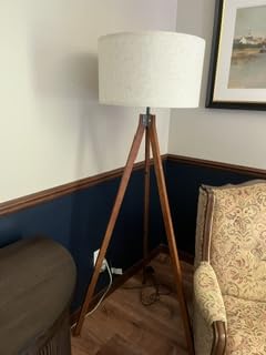 LEPOWER Tripod Floor Lamp Mid Century Modern Standing Lamps for Living Room | Light-Diffusing Linen Shade, Premium Rubberwood Tripod with E26 Base, Adding Warmth to Bedroom, Office & Study Corner Brown customer photo 1