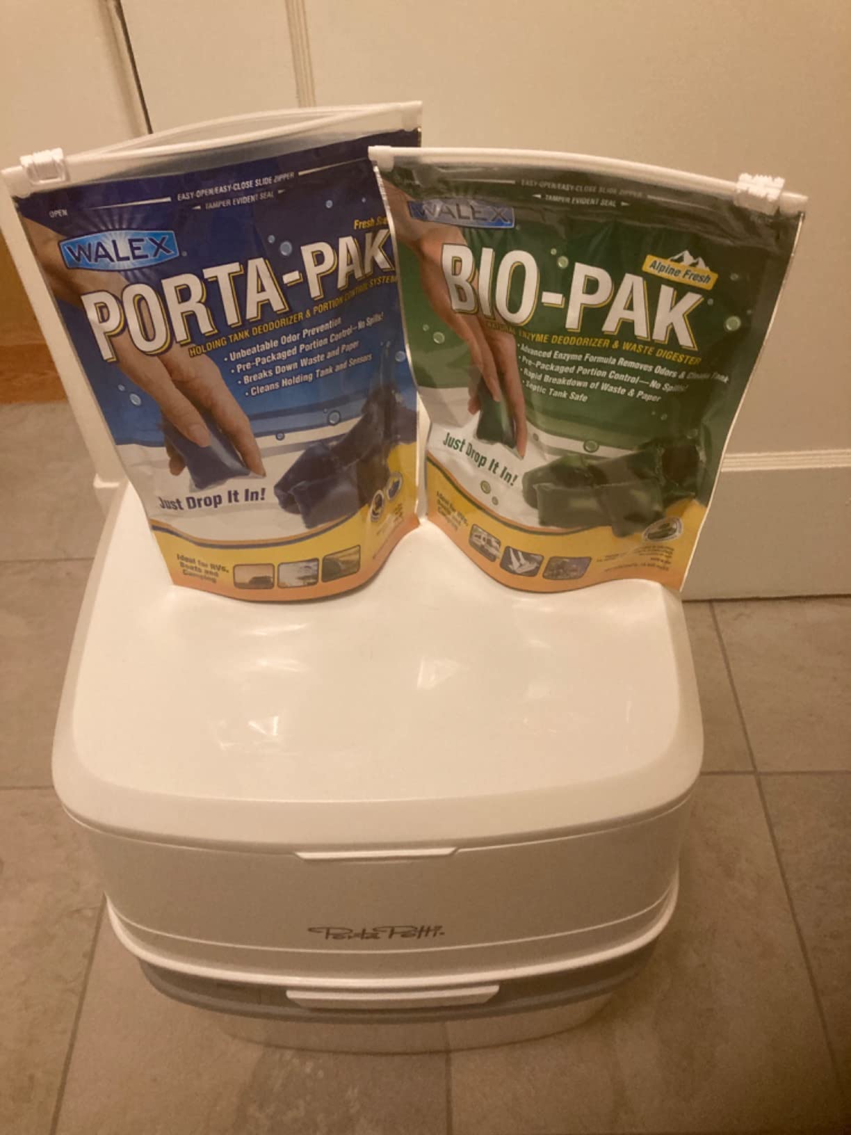 Thetford Porta Potti 365 Portable Toilet (for RV, Marine, Camping, Vans, Trucks, Healthcare) 92820, White customer photo 1