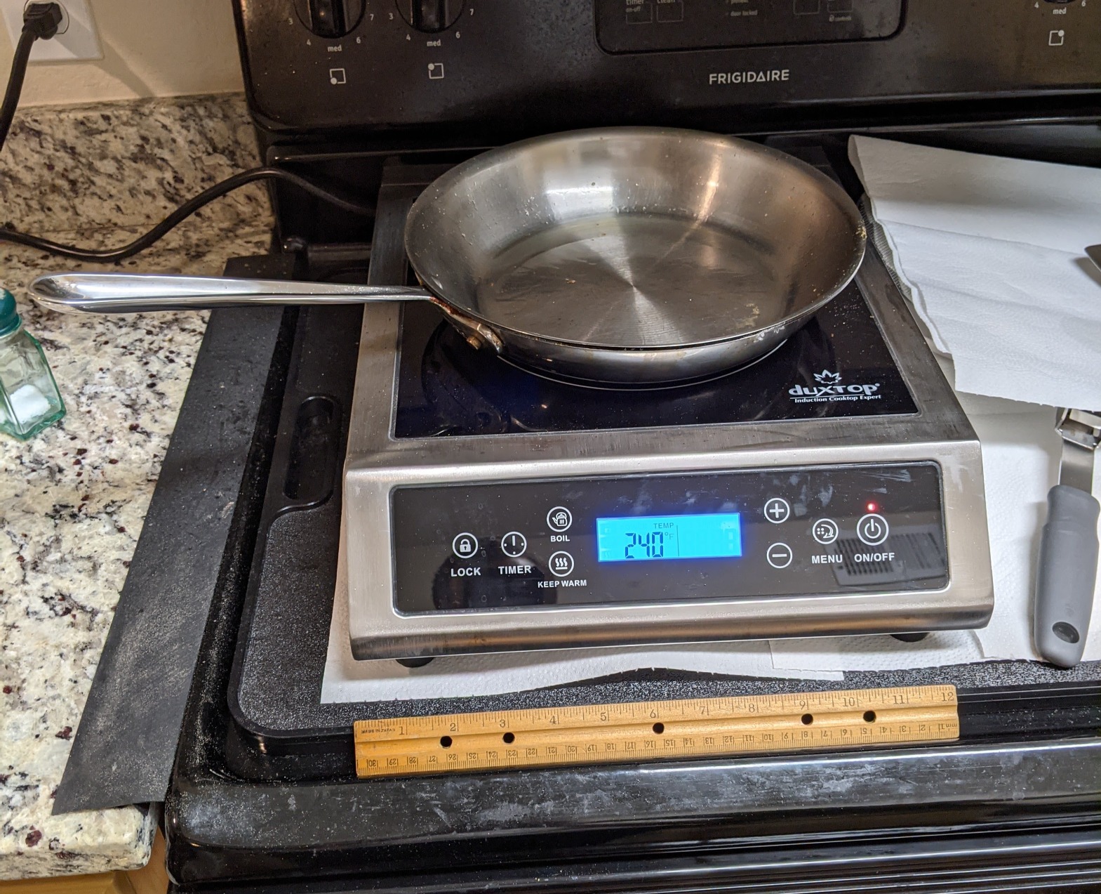 Duxtop Professional Portable Induction Cooktop, Commercial Range Countertop Burner, 1800 Watts Induction Burner with Sensor Touch and LCD Screen, P961LS/BT-C35-D, Silver/Black customer photo 2