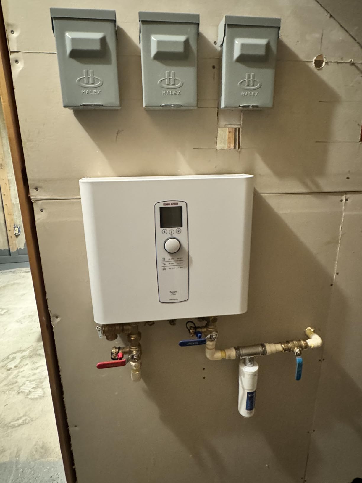 Stiebel Eltron Tankless Water Heater - Tempra 36 Plus - Electric, 36kW, On Demand Hot Water, Eco, White, Made in Germany customer photo 2