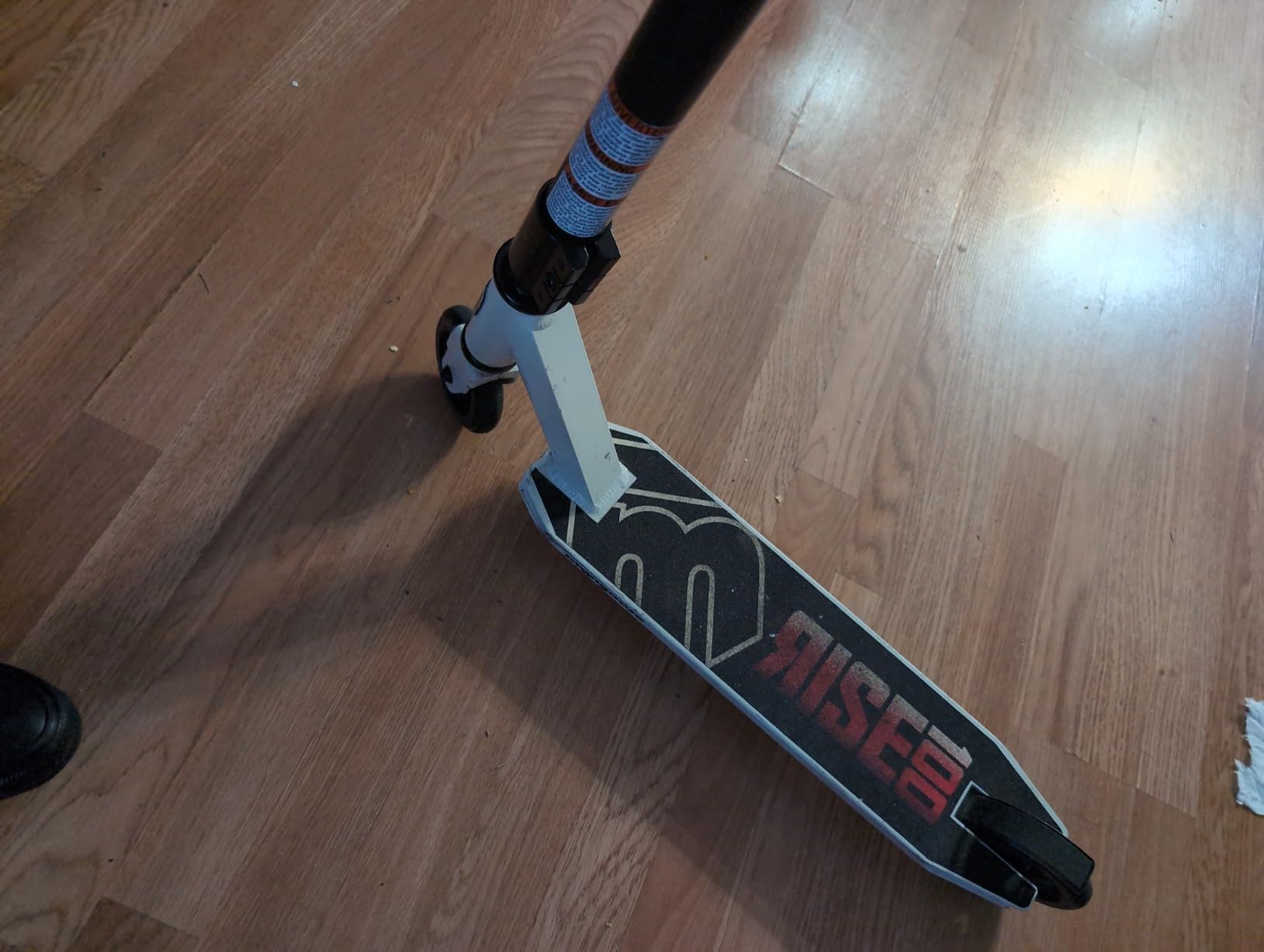 Mongoose Rise Freestyle Stunt Trick Scooter, For Kids Youth Adult Men Women Ages 8 Up, Lightweight Alloy Deck & Heavy-Duty Frame Up to 220 lbs., Bike-Style Grip, T-Bar Handlebar and High Impact Wheels customer photo 1