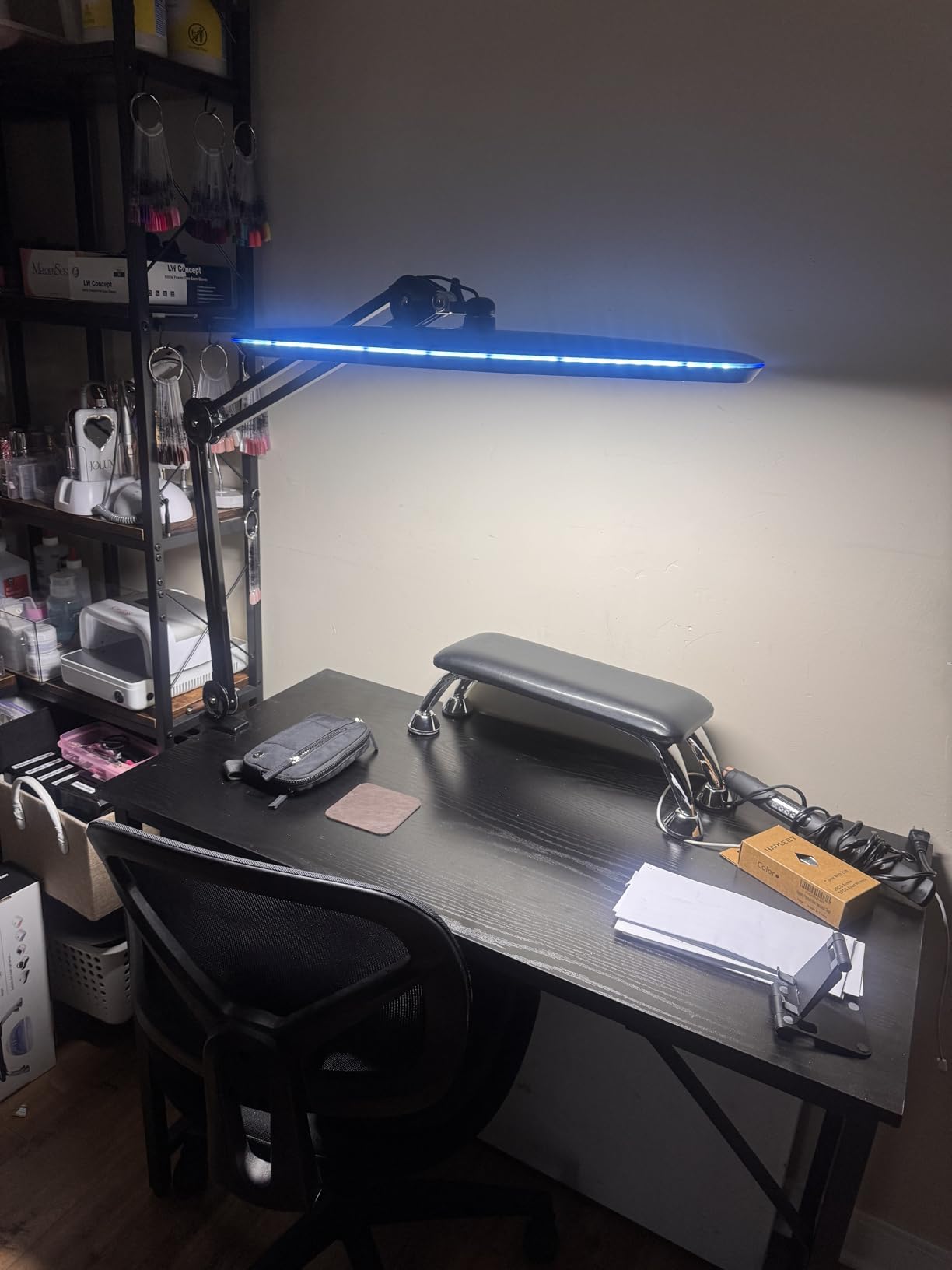 Neatfi XL 2,200 Lumens 24W LED Desk Lamp - 23