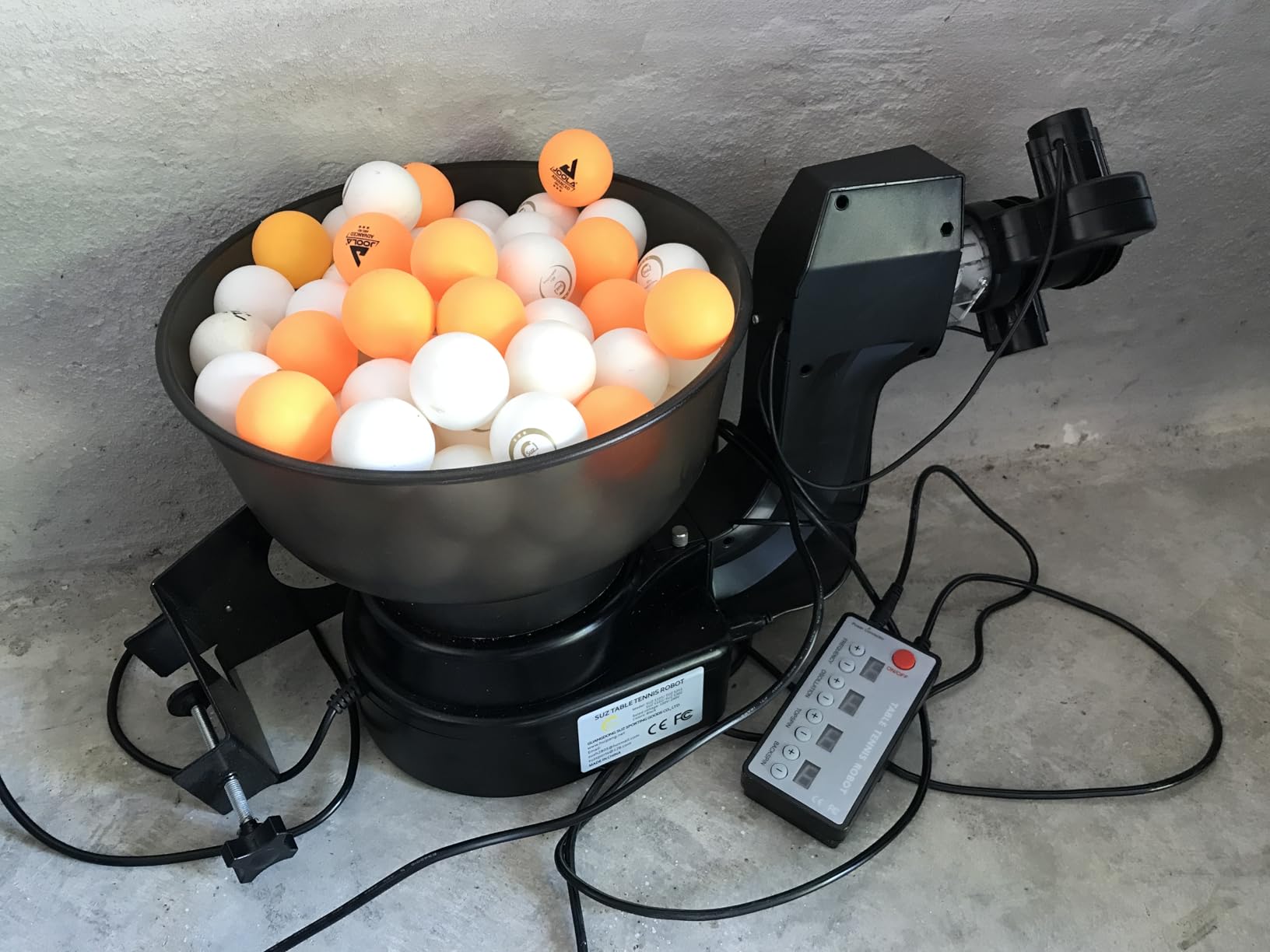 Suz Table Tennis Robot Ping Pong Ball Machine S101 Automatic Ping Pong Machine for Training with 40mm+ Table Tennis Balls customer photo 1