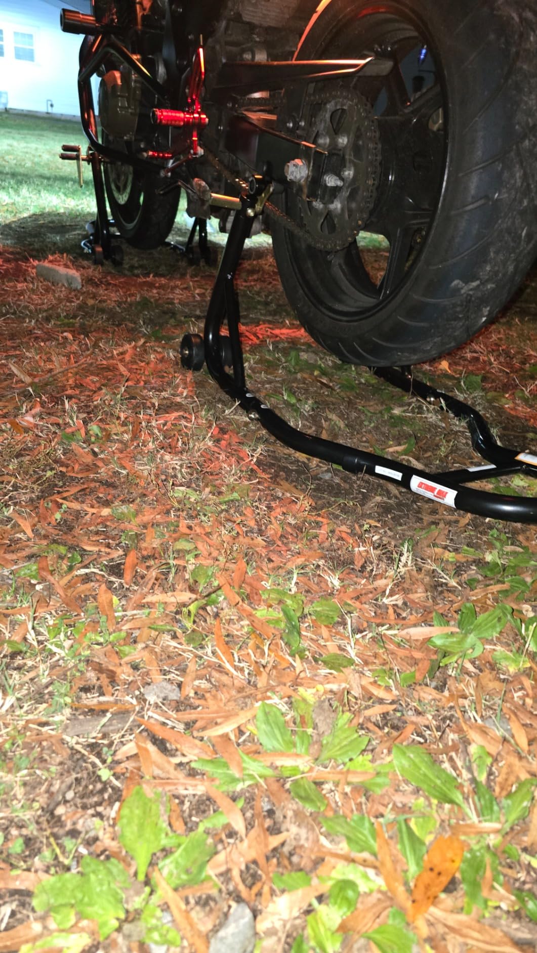 Extreme Max 5600.3223 Sport Bike Front & Rear Spool-Style Lift Stand with Triple Tree Attachment customer photo 1