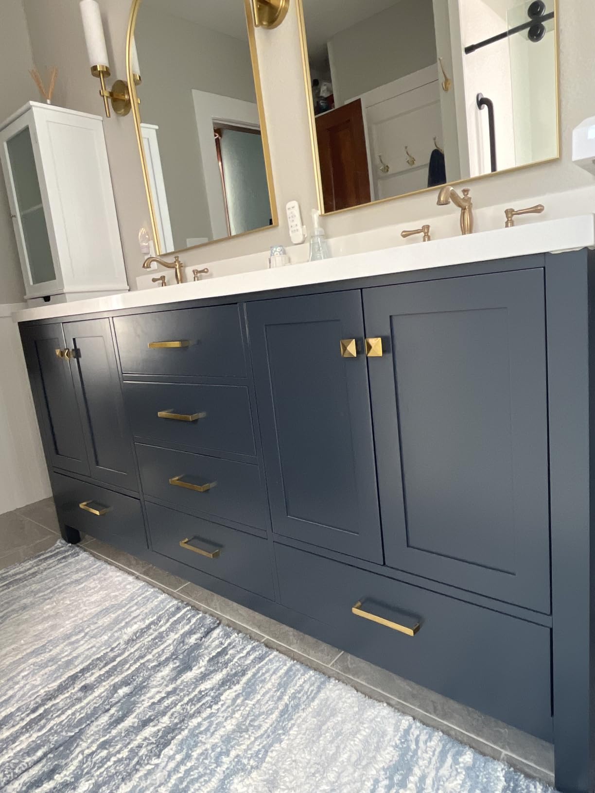 ARIEL Cambridge 72-inch Bathroom Vanity with Sink, Solid Wood, 1.5-inch Pure White Quartz Countertop & Backsplash, Double Rectangular Porcelain Sink, 4 Soft Closing Doors, 6 Dovetail Drawers, Grey customer photo 1