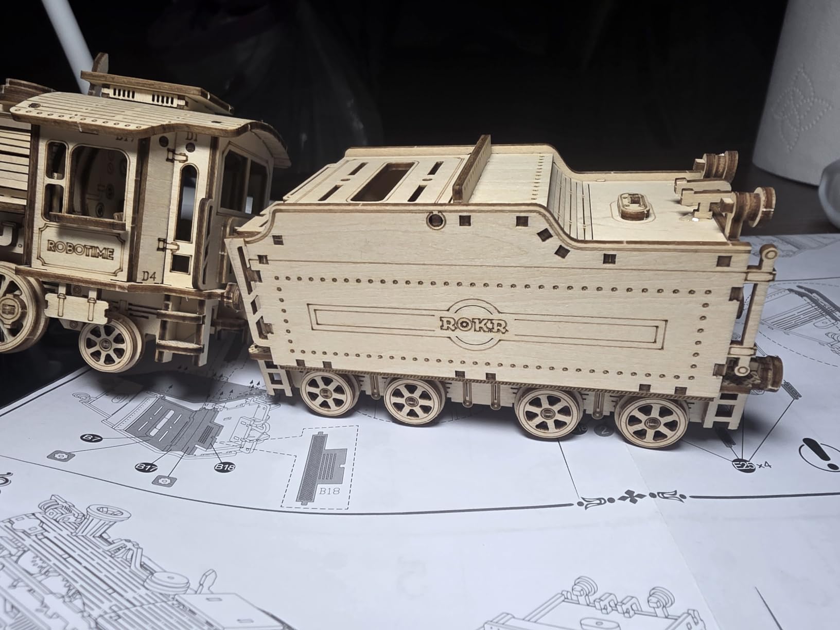 ROKR 3D Wooden Puzzle for Adults-Mechanical Train Model Kits-Brain Teaser Puzzles-Vehicle Building Kits-Unique Gift for Teens on Birthday/Christmas Day(1:80 Scale)(MC501-Prime Steam Express) customer photo 2