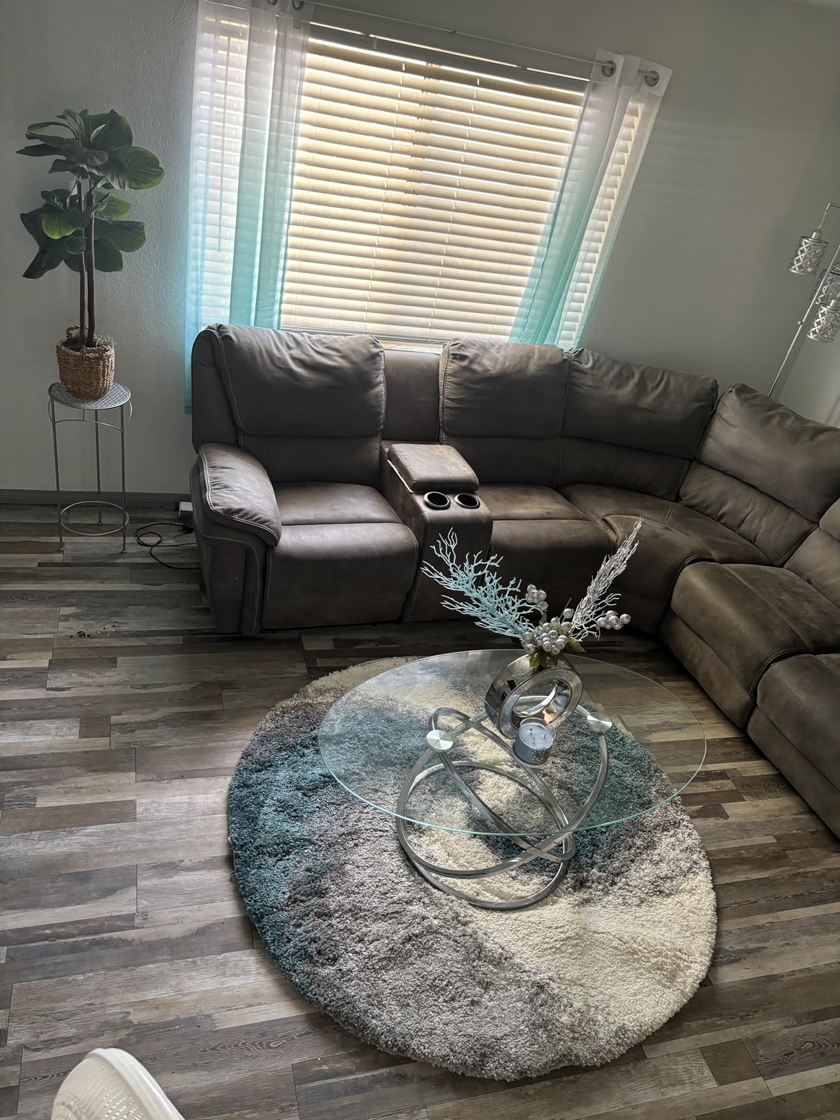 Rugs.com Soft Touch Shag Collection Area Rug - 10X13 Khaki Shag Rug Perfect for Living Rooms, Large Dining Rooms, Open Floorplans customer photo 2