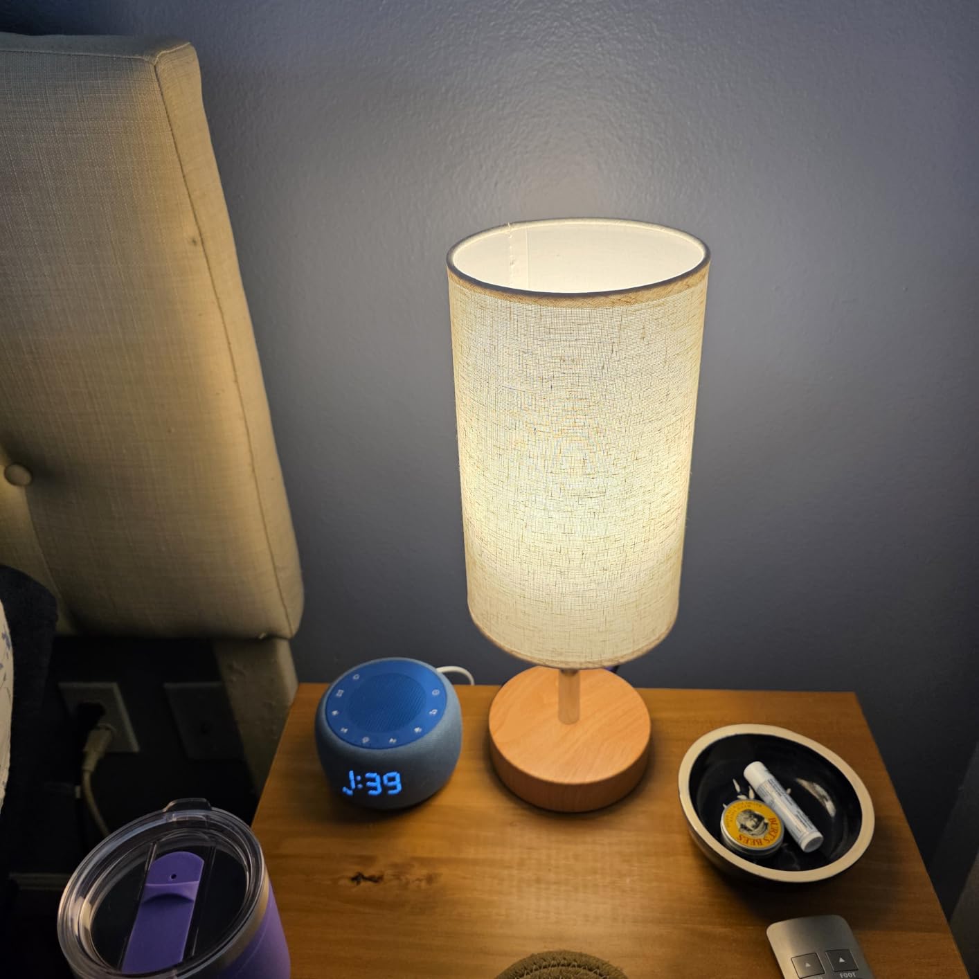 Yarra-Decor Bedside Table Lamp with USB Ports - Touch Control for Bedroom 3 Way Dimmable Nightstand Lamp with Round Fabric Shade for Living Room, Dorm, Home Office, Corded Electric, Without Battery customer photo 2