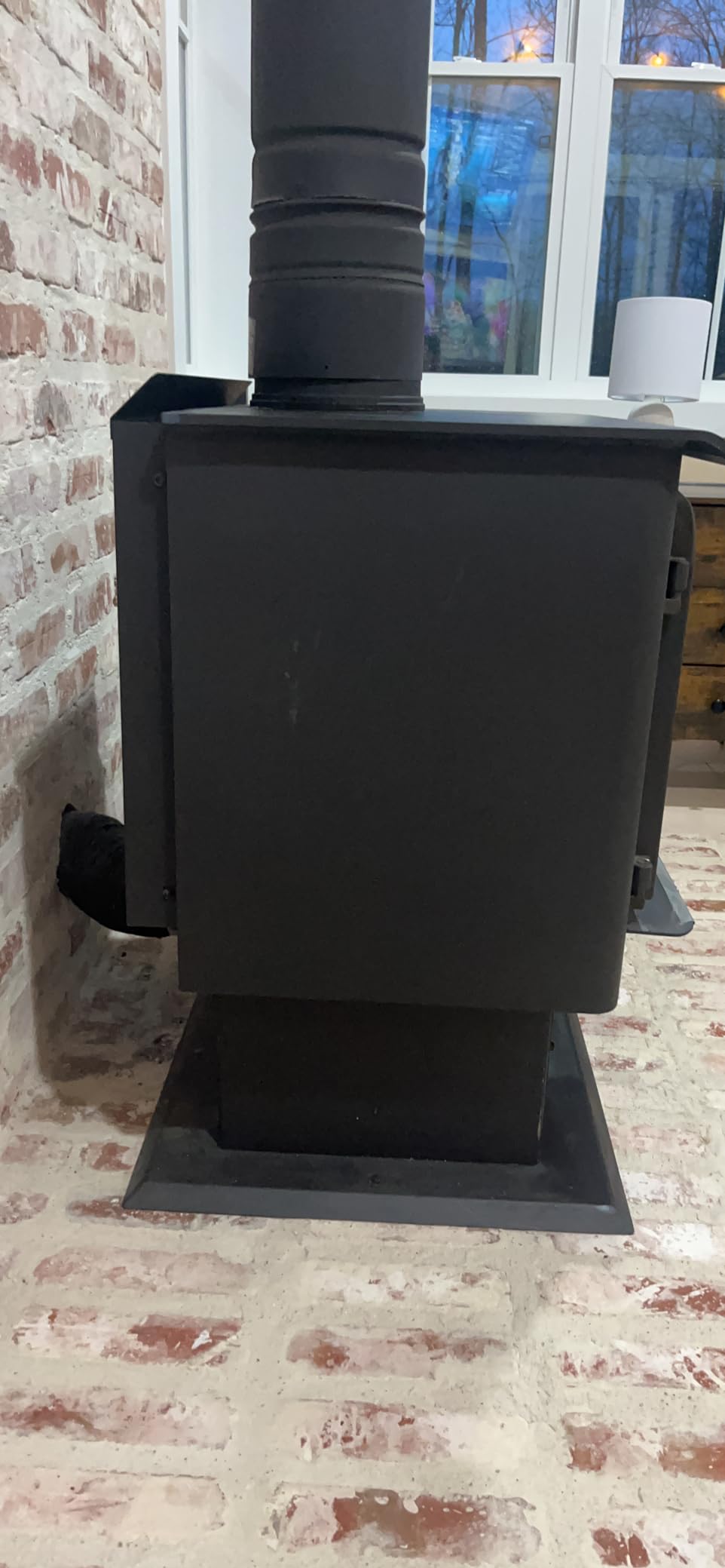 Ashley 2,000 Sq Ft 89,000 BTU Wood Burning Stove, EPA Certified, Black customer photo 2