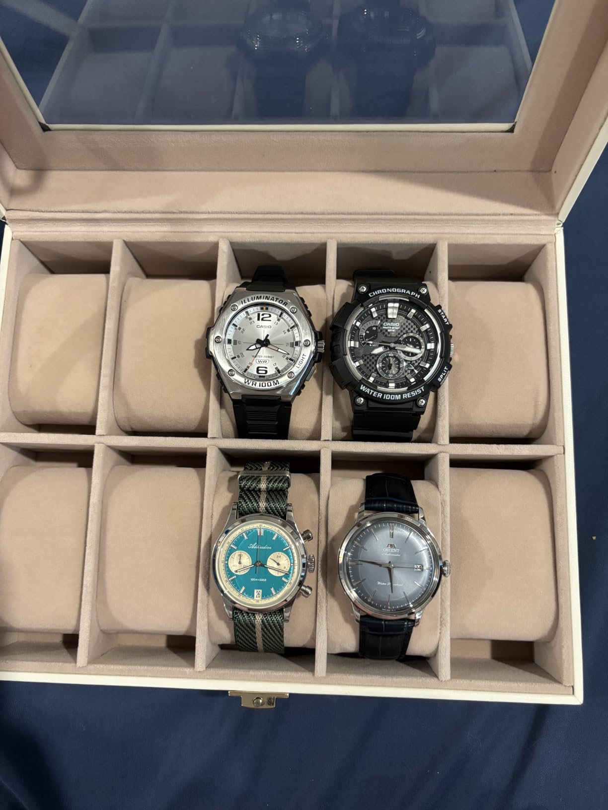 SONGMICS Watch Box, 12-Slot Watch Case Organizer with Large Glass Lid, Removable Pillows, Black Synthetic Leather, Black Lining UJWB012B01 customer photo 2