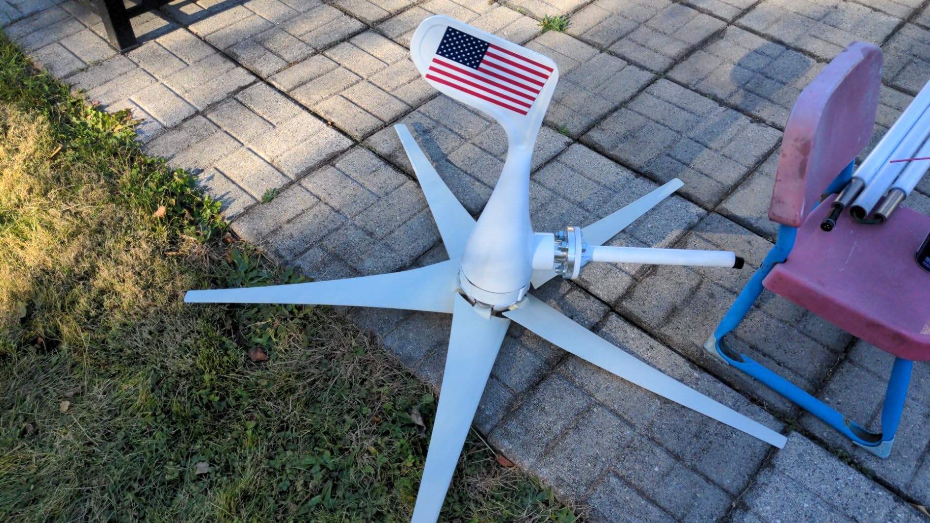 Pikasola Wind Turbine Generator Kit 400W 12V with 5 Blade, with Charge Controller, Wind Power Generator for Marine, RV, Home, Windmill Generator Suit for Hybrid Solar Wind System customer photo 1