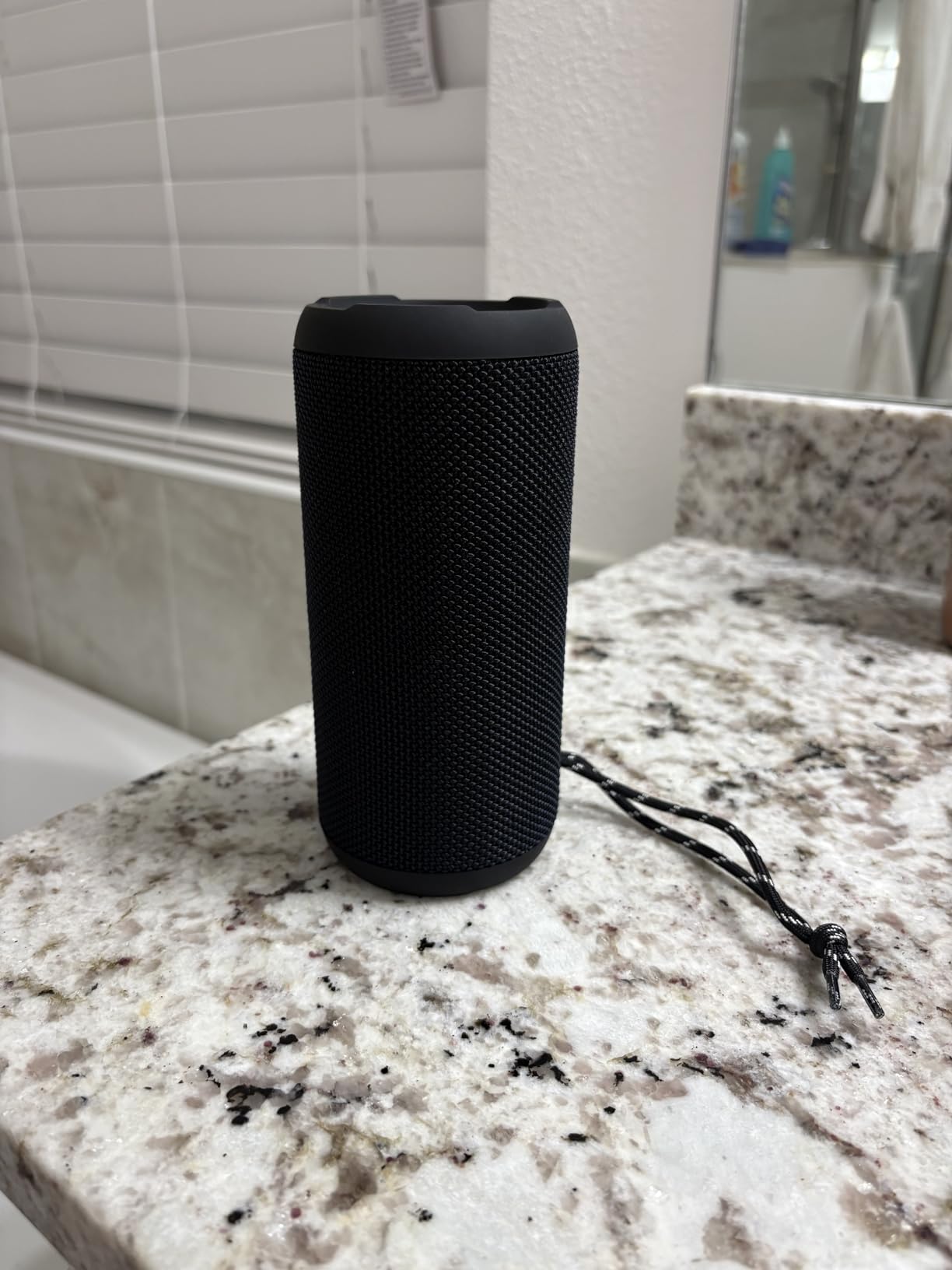 Ortizan Portable Bluetooth Speaker (1st Gen), IPX7 Waterproof, Wireless, Big Sound and Deep Bass, TWS Pairing, 30Hrs of Playtime customer photo 1