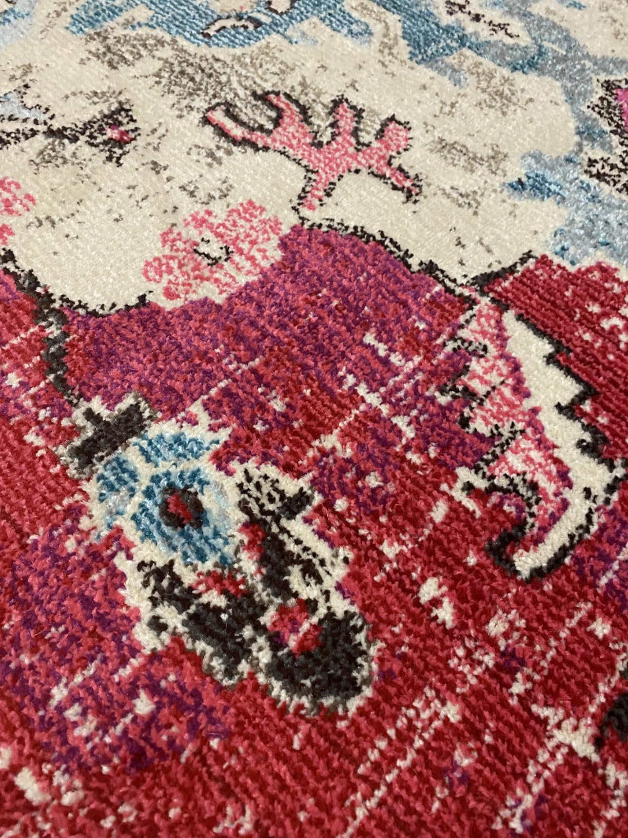 SAFAVIEH Monaco Collection Area Rug - 9' x 12', Light Blue & Ivory, Non-Shedding & Easy to Clean, Distressed Medallion Design, Ideal for Living Room, Bedroom, Dining Space (MNC243K) customer photo 1