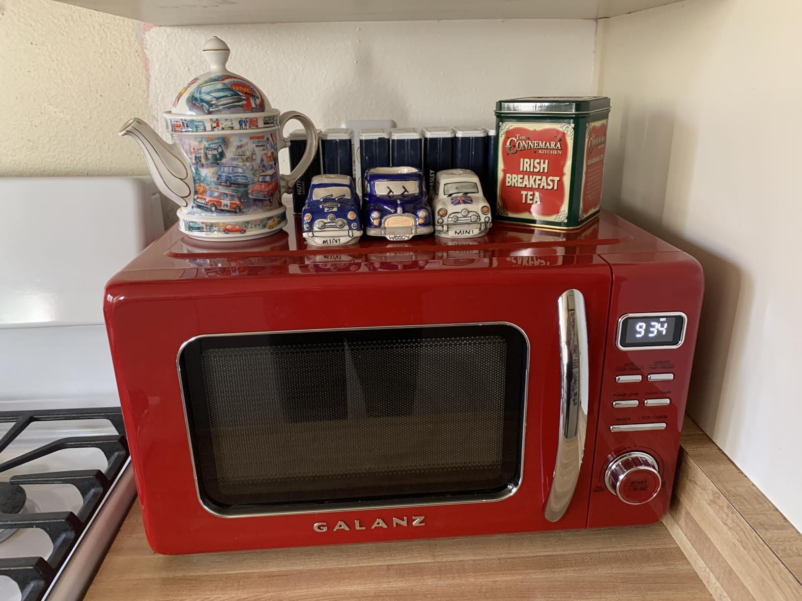 Galanz GLCMKZ09BER09 Retro Countertop Microwave Oven with Auto Cook & Reheat, Defrost, Quick Start Functions, Easy Clean, Pull Handle, 0.9 cu ft, Blue customer photo 2