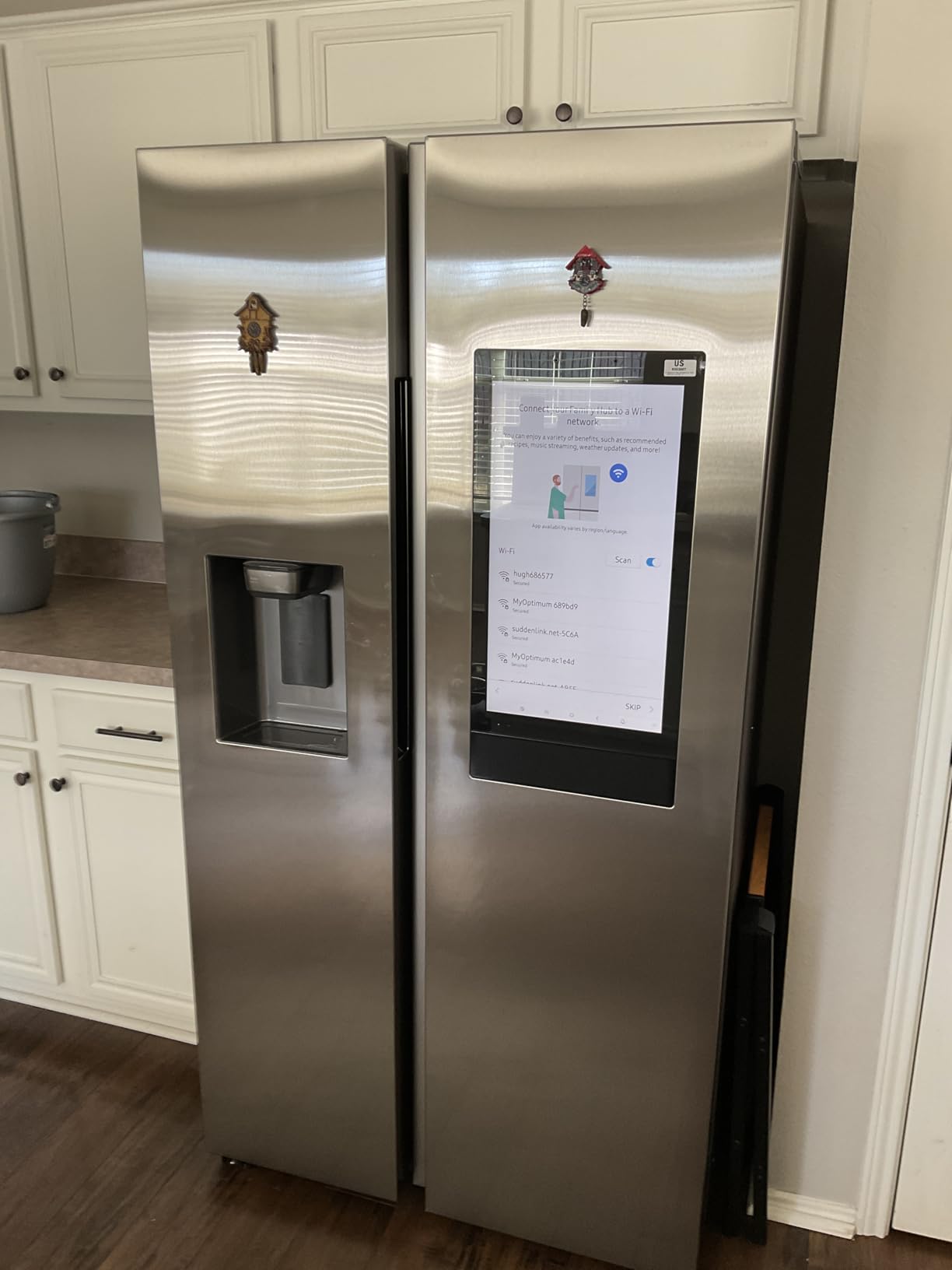 26.7 Cu. Ft. Large Capacity Side-By-Side Refrigerator with Family Hub, Stainless Steel, RS27T5561SR/AA customer photo 1