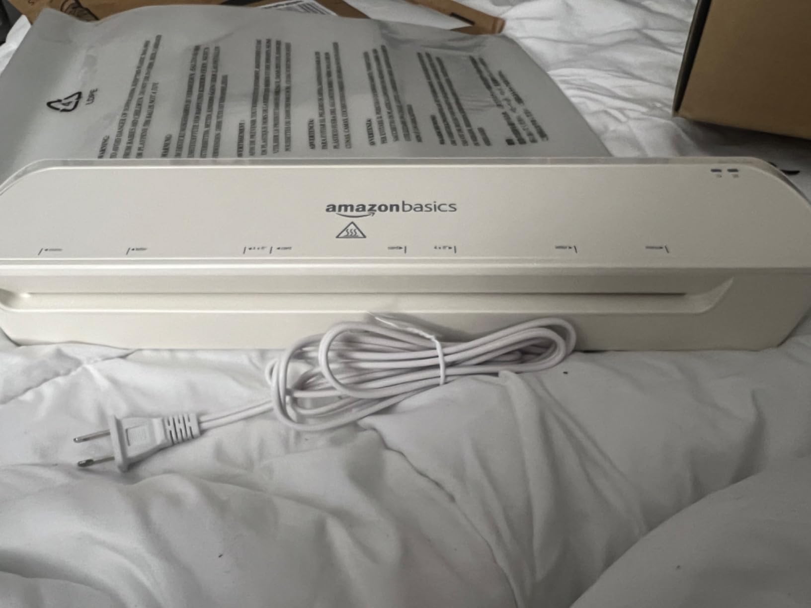 Amazon Basics 12-Inch Thermal Laminator Machine, Easy to Use for Home Office or School, White customer photo 2