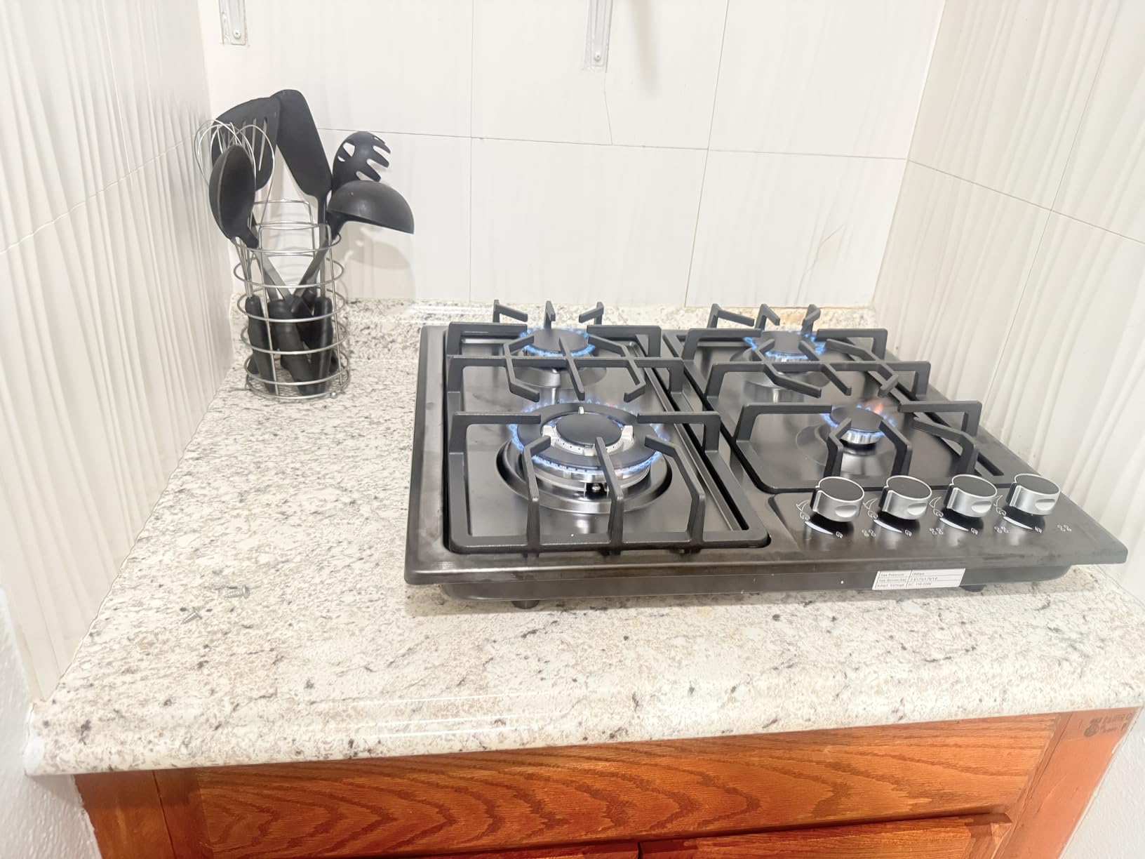 Gas Cooktop 22 Inch, Built in Gas Cooktop 4 Burners Stainless Steel Stove with NG/LPG Conversion Kit Thermocouple Protection and Easy to Clean customer photo 1