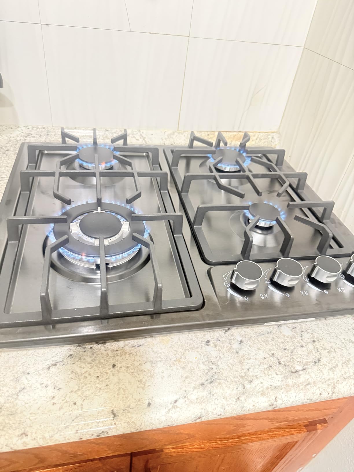 Gas Cooktop 22 Inch, Built in Gas Cooktop 4 Burners Stainless Steel Stove with NG/LPG Conversion Kit Thermocouple Protection and Easy to Clean customer photo 2
