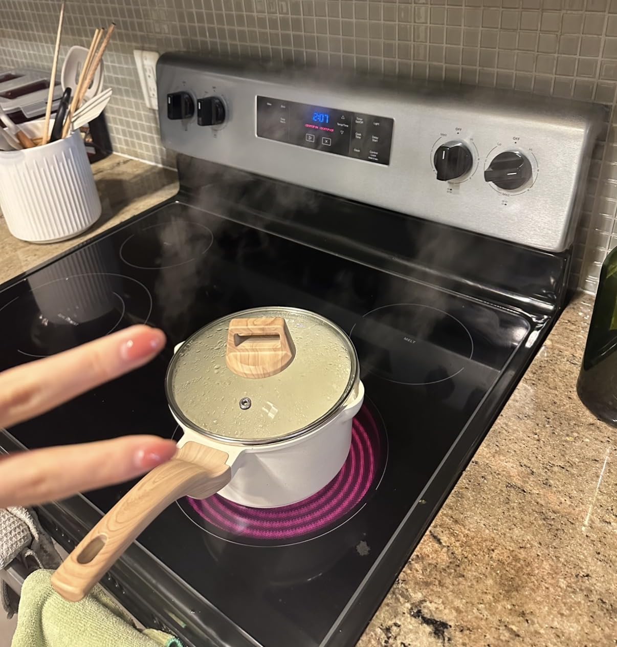 CAROTE 19pcs Pots and Pans Set Non Stick, Detachable Handle Cookware | Kitchen Cooking Sets, Space Saving, Dishwasher & Oven Safe, Non-Toxic, for Camping/RV/Traveling, Cream White customer photo 1