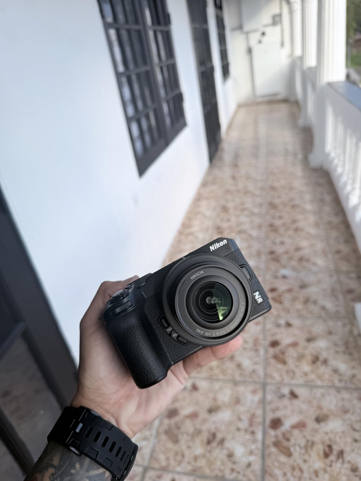 Nikon Z 30 with Wide-Angle Zoom Lens | Our most compact, lightweight mirrorless stills/video camera with 16-50mm zoom lens | Nikon USA Model customer photo 2