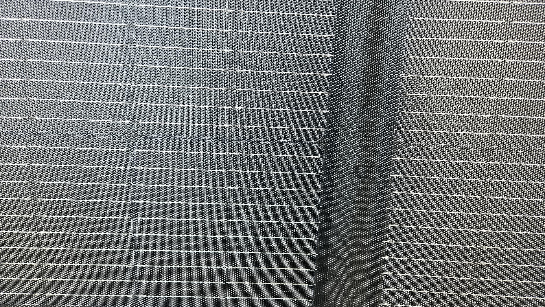 EF ECOFLOW 110W Portable Solar Panel, Foldable with Carry Case | High 23% Efficiency, IP68 Water & Dustproof Design for Camping, RVs, or Backyard Use customer photo 2