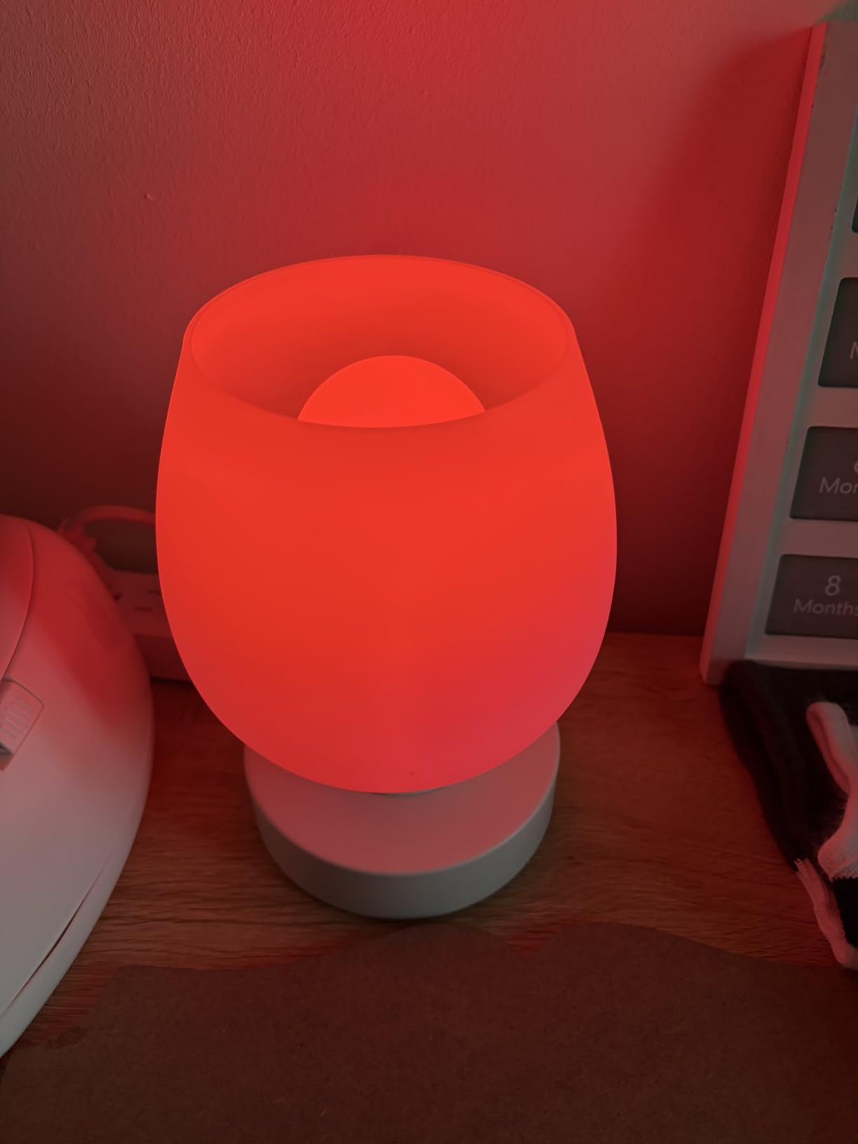 ONEWISH Small Bedside Lamp for Bedroom, 3-Way Dimmable Touch Control, 600 Lumen Bright Opal Glass Shade, 7.5 Inch Ultra Compact Nightstand Lamp, Warm White 2700K LED Bulb Included, Modern Design customer photo 2