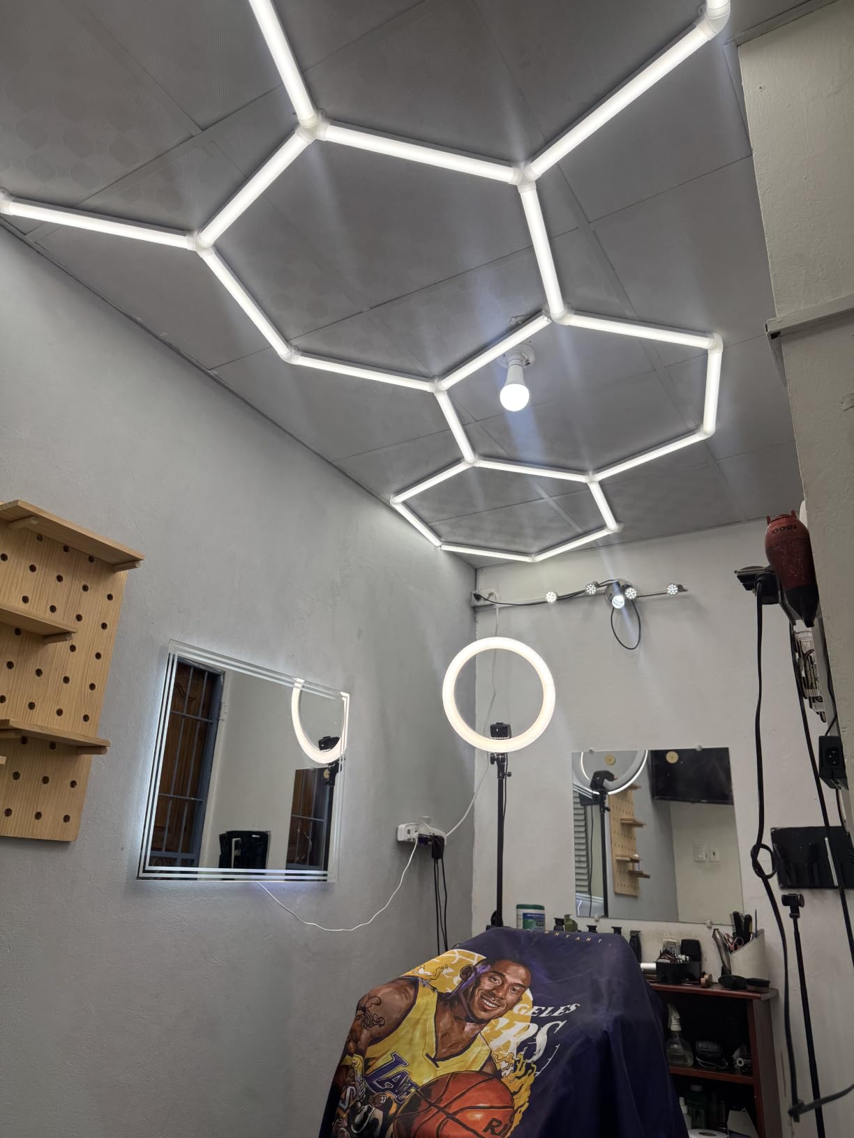 LZHOME Hexagon 5000K LED Garage Lights: 25 Pack Updated 1.31-inch Wider Size,26300LM Super Bright Hex Lighting Ceiling LED Shop Light for Garage, Car Detailing, Workshop, Warehouse, Gym, Basement customer photo 2