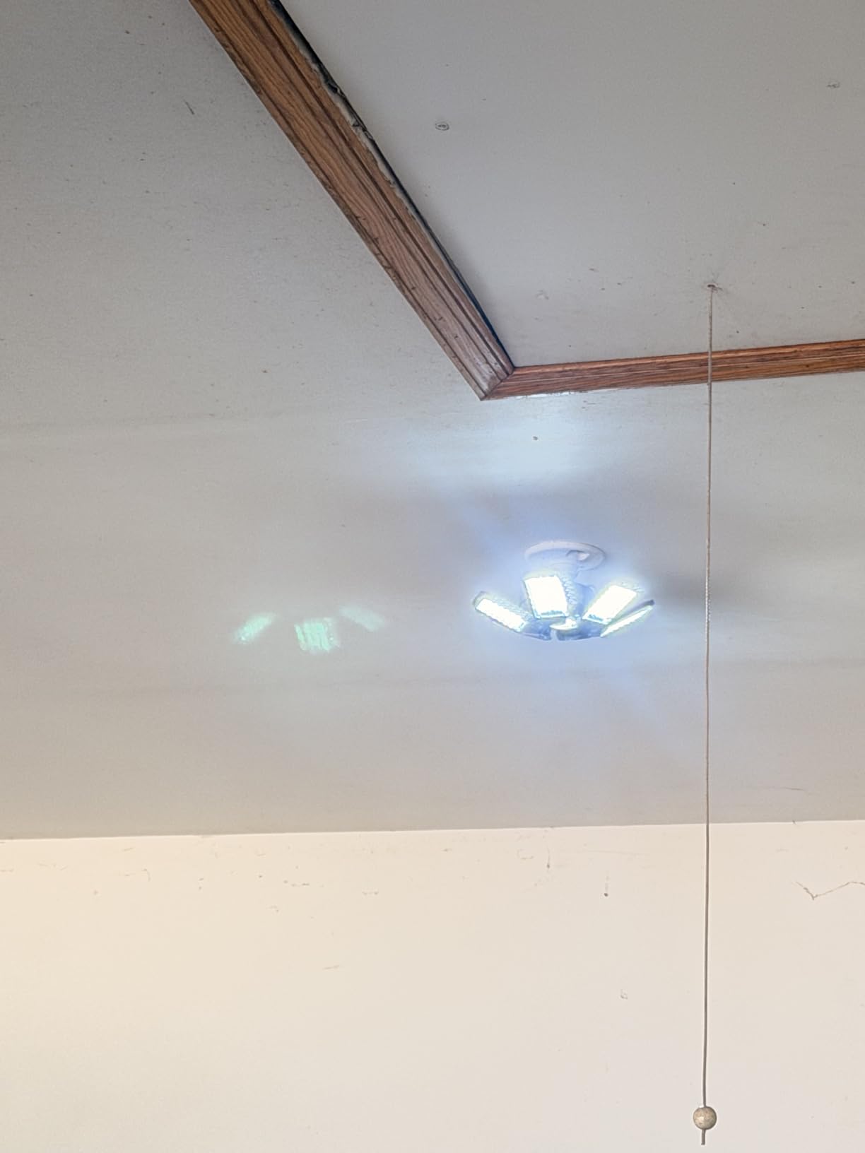 LED Garage Lights Bulb 2 Pack 180W 18000LM 6500K Led Shop Light with 6 Plus 1 Deformable Panels Basement Barn Ceiling Lights for E26/E27 customer photo 1