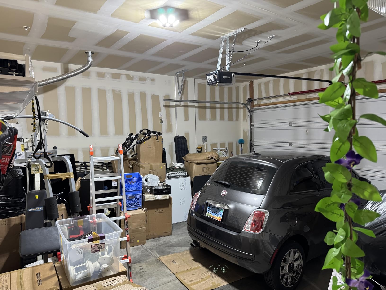 LED Garage Lights Bulb 2 Pack 180W 18000LM 6500K Led Shop Light with 6 Plus 1 Deformable Panels Basement Barn Ceiling Lights for E26/E27 customer photo 2