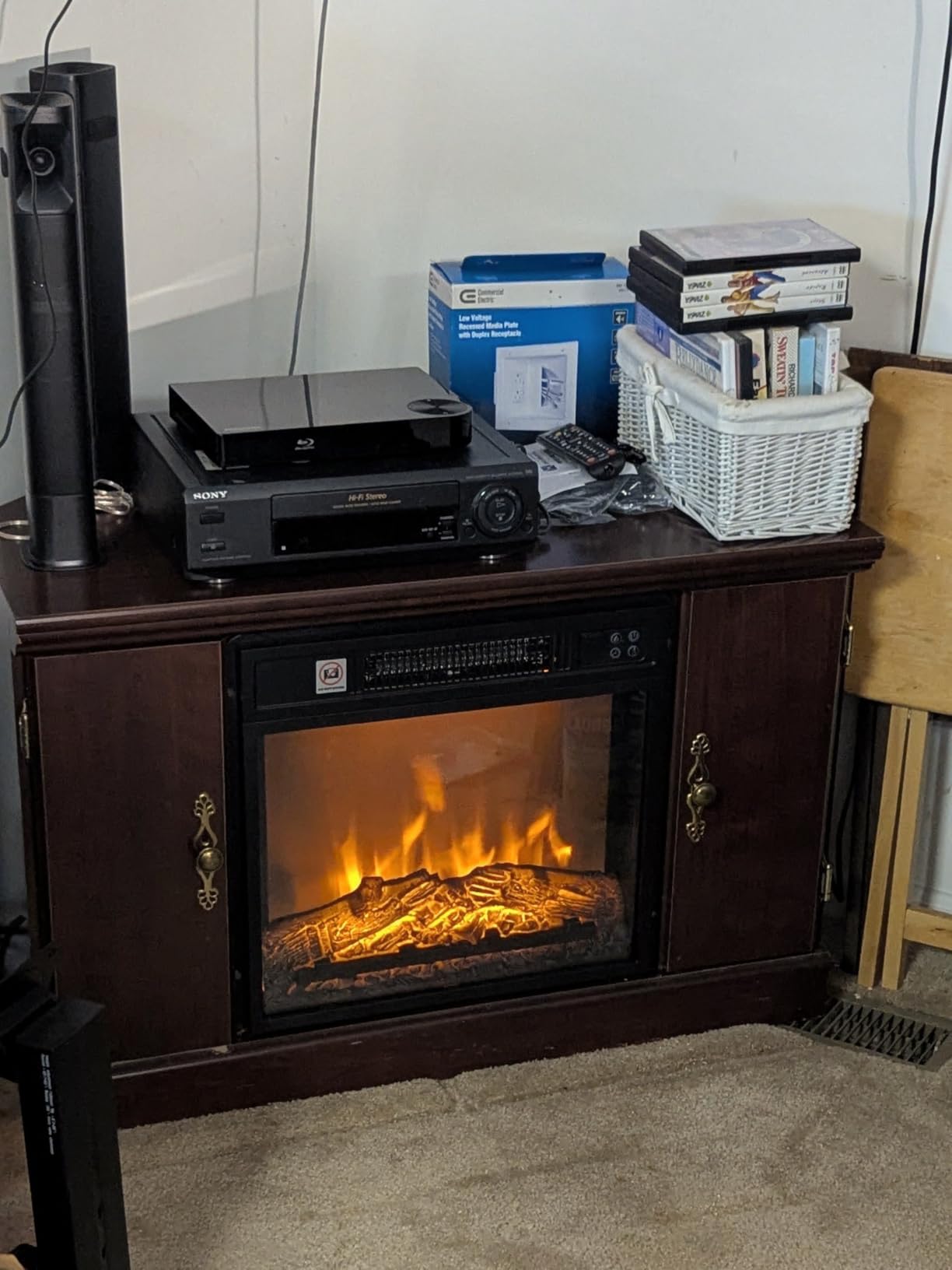 Tangkula 23 inch Electric Fireplace Insert, Recessed Fireplace w/ 3 LED Realistic Flame Effects, Remote Control, 30 Min to 6H Timer, Overheat Protection, 1400W Faux Fireplace for Bedroom Home customer photo 1