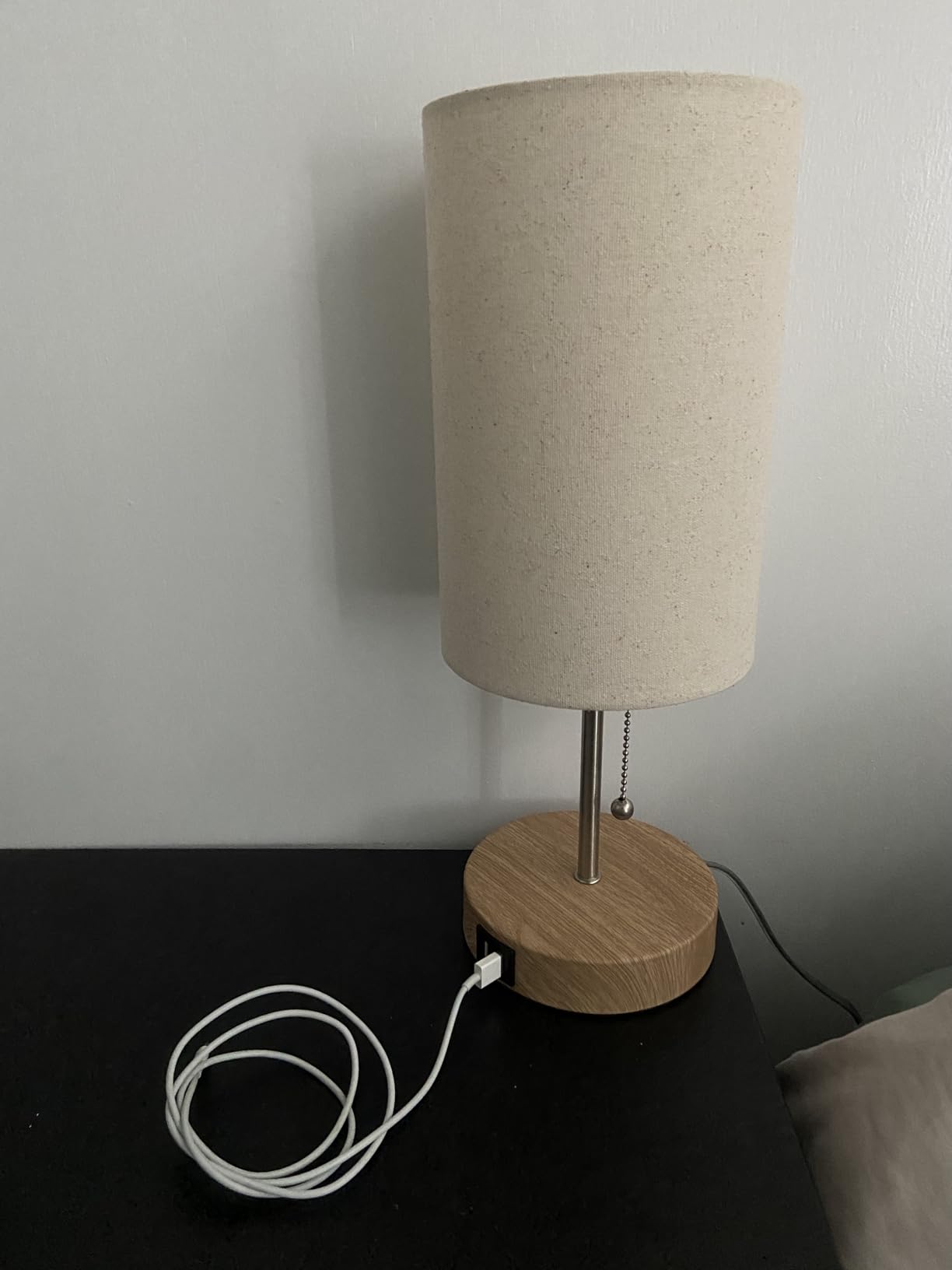 Set of 2 Table Lamps with 2 USB Ports, Modern Bedside, Desk Lamps with Pull Chain, Nightstand Lamps with Cream Fabric Shade and Oak Metal Base for Living Room Bedroom Office Reading Dorm Hotel customer photo 2