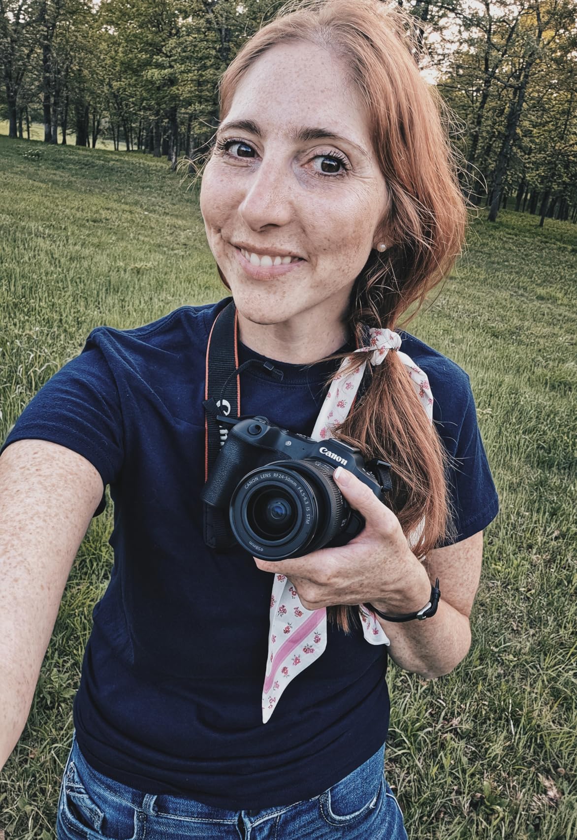 Canon EOS R8 Mirrorless Camera with RF 24-50mm f/4.5-6.3 is STM Lens (5803C012) + 64GB Memory Card + Bag + Charger + LPE17 Battery + Card Reader + Memory Wallet + Cleaning Kit (Renewed) customer photo 1