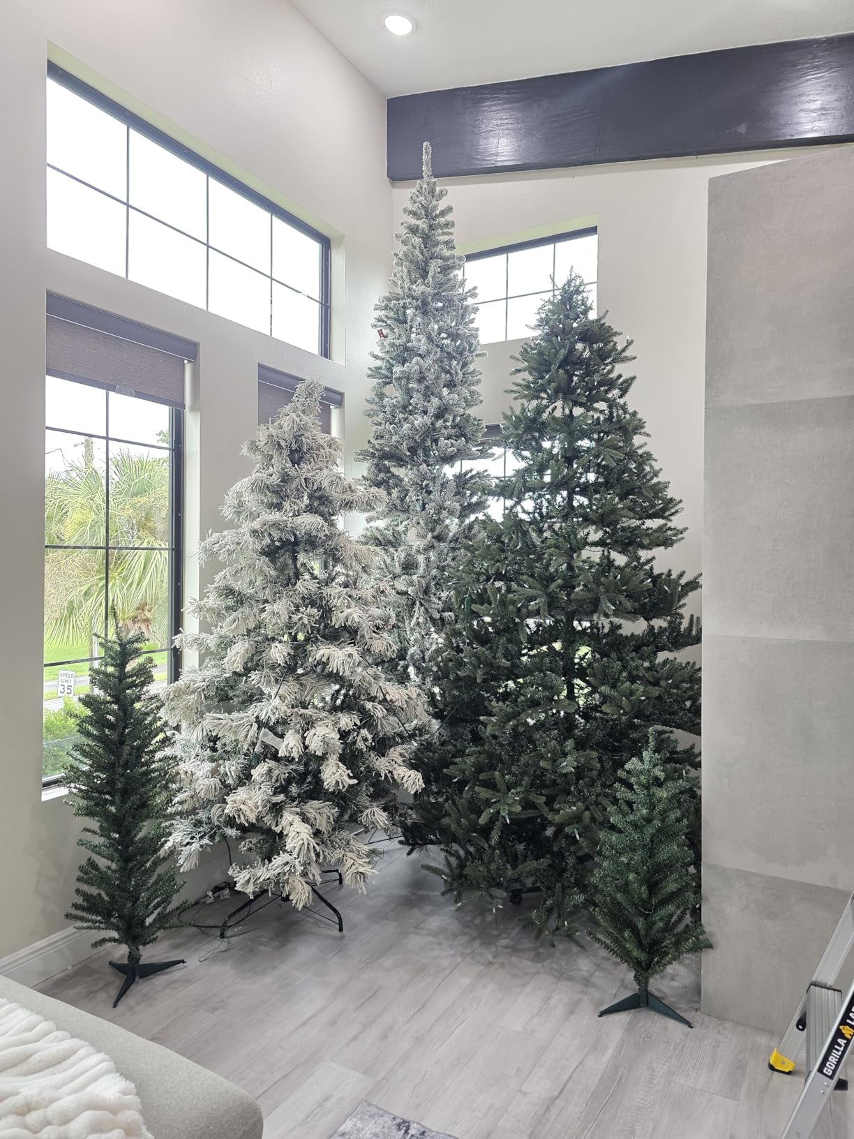 Christmas Tree Stand Base with Wheels, Movable Christmas Fake Tree Holder, Fits up to 7.5 FT Artificial Trees, Plant Caddy with Wheels, Plant Taxi, Plant Dolly Cart After Christmas (Green) customer photo 1