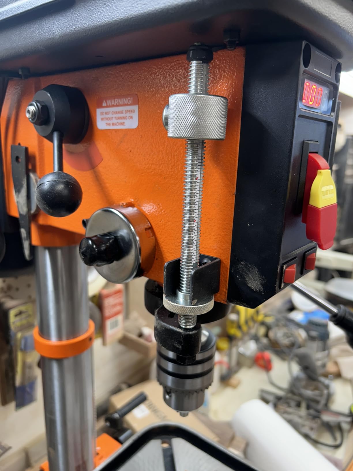 VEVOR 12 in Benchtop Drill Press, 5 Amp 120V, Variable Speed Cast Iron Bench Drill Press, Tilting Worktable with Laser Work Light customer photo 1