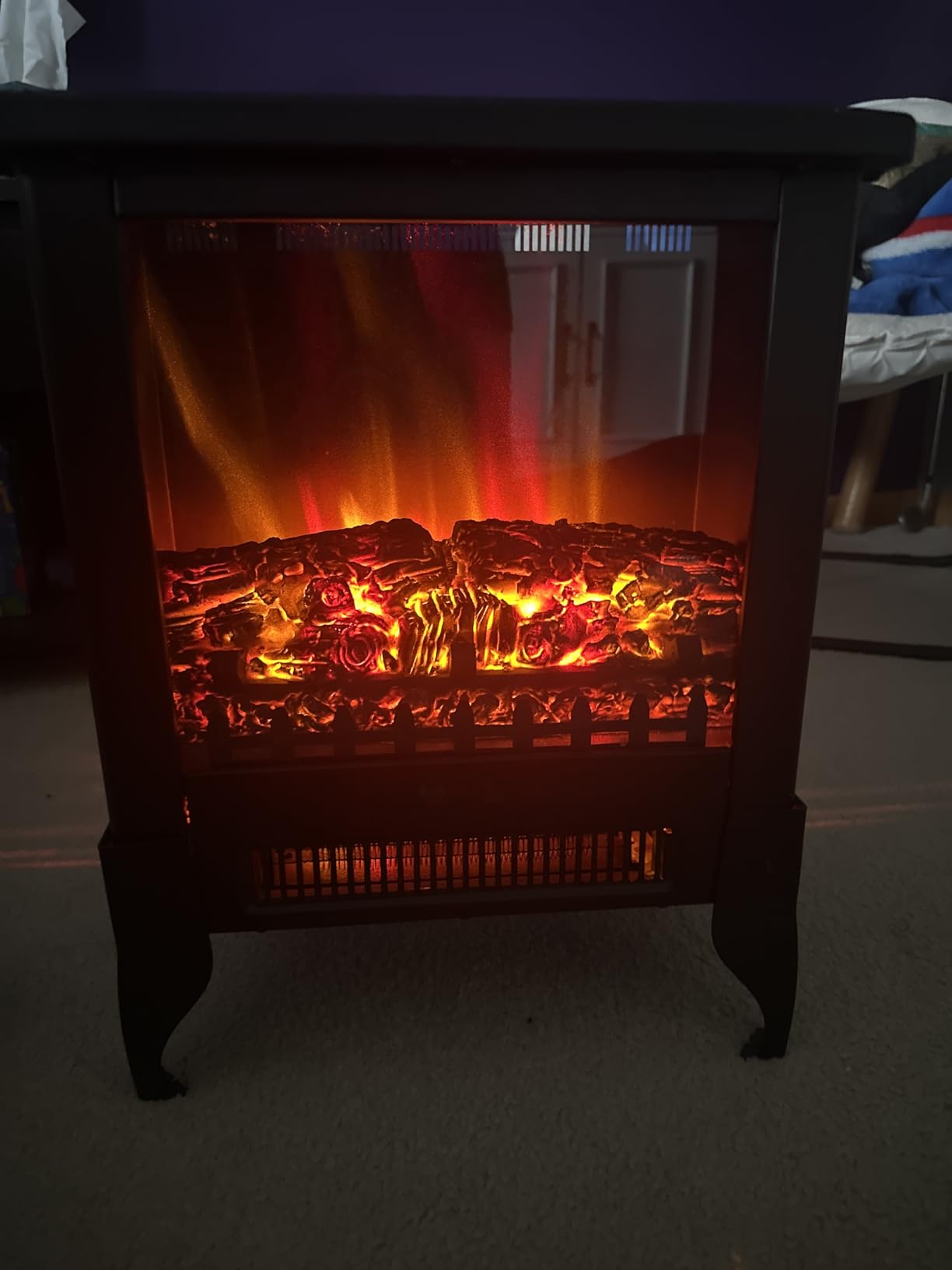 TURBRO Suburbs 20 in. Electric Fireplace Infrared Heater with Crackling Sound, Freestanding Fireplace Stove with Realistic Flame Effect, CSA Certified, Overheating Protection, Easy to Assemble, 1400W customer photo 1