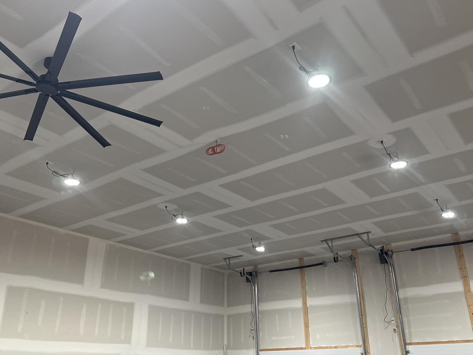 CINOTON 160W UFO LED High Bay Light, Aluminum LED Shop Lights with 24000LM, 5000K Commercial Bay Lighting for Warehouse Garage Workshop Factory, 6' Cable & Safety Rope, ETL Listed 1 Pack customer photo 1