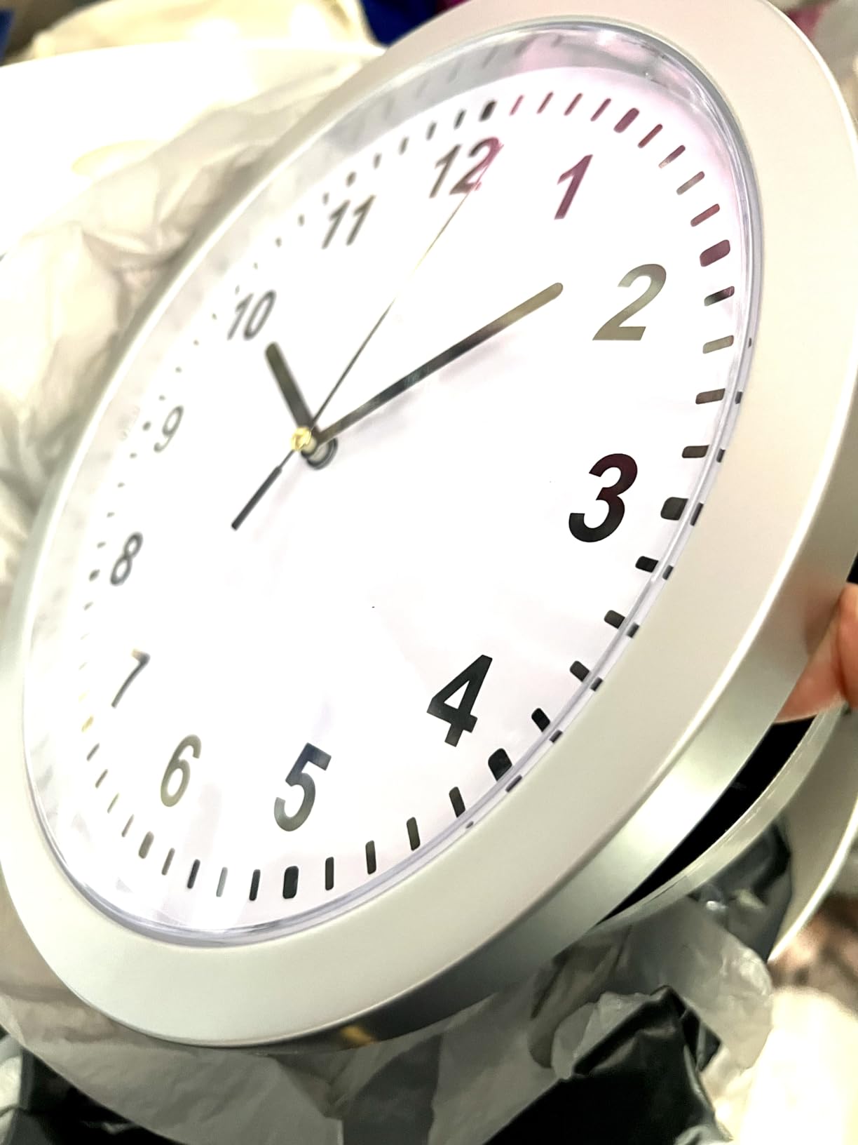 Wall Clock with Hidden Safe, 10 inch Plastic Secret Safe Wall Clock for Living Room Decor, Vintage Decor Clock Diversion Safe with Hidden Compartment, Cool Stuff for Your Room (Silver) customer photo 2