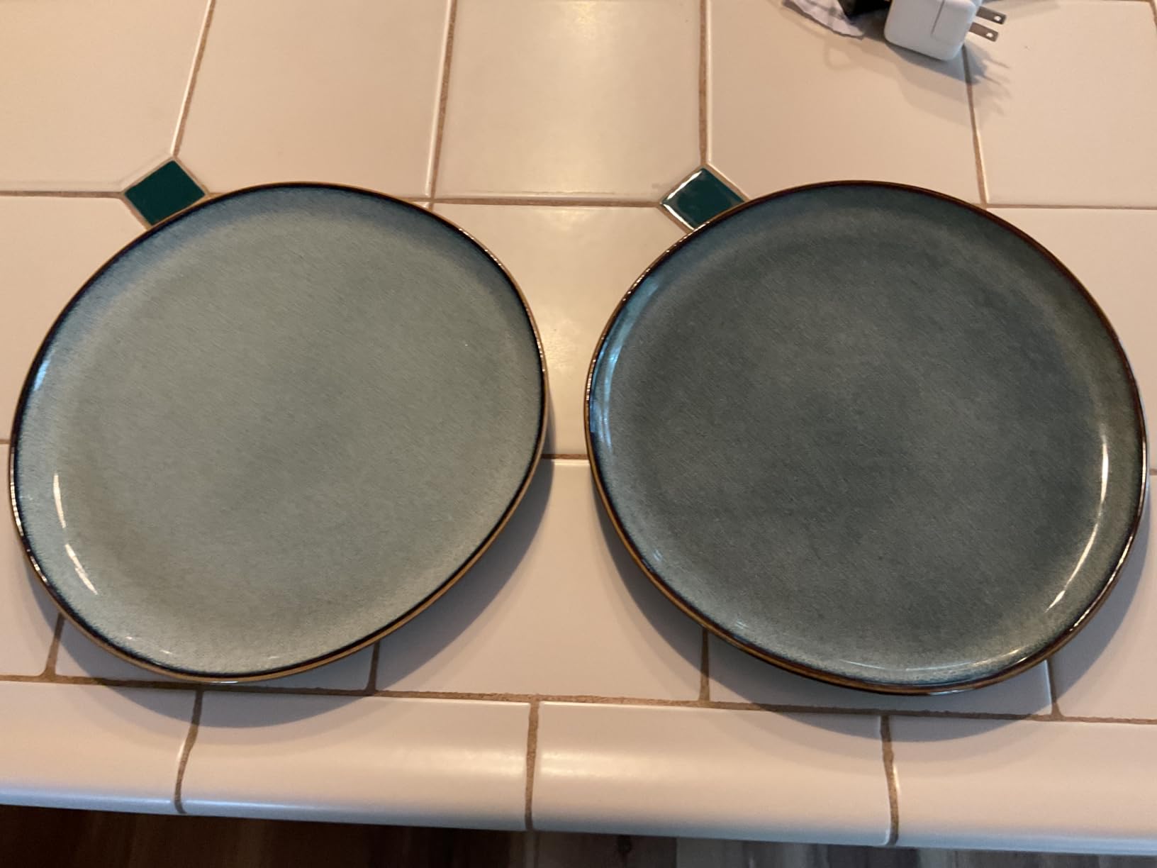 AmorArc Ceramic Dinnerware Sets,Handmade Reactive Glaze Stoneware Plates and Bowls Sets,Highly Scratch Resistant | Dishwasher & Microwave Safe Dishes Set,Service for 6 (18pc) customer photo 2