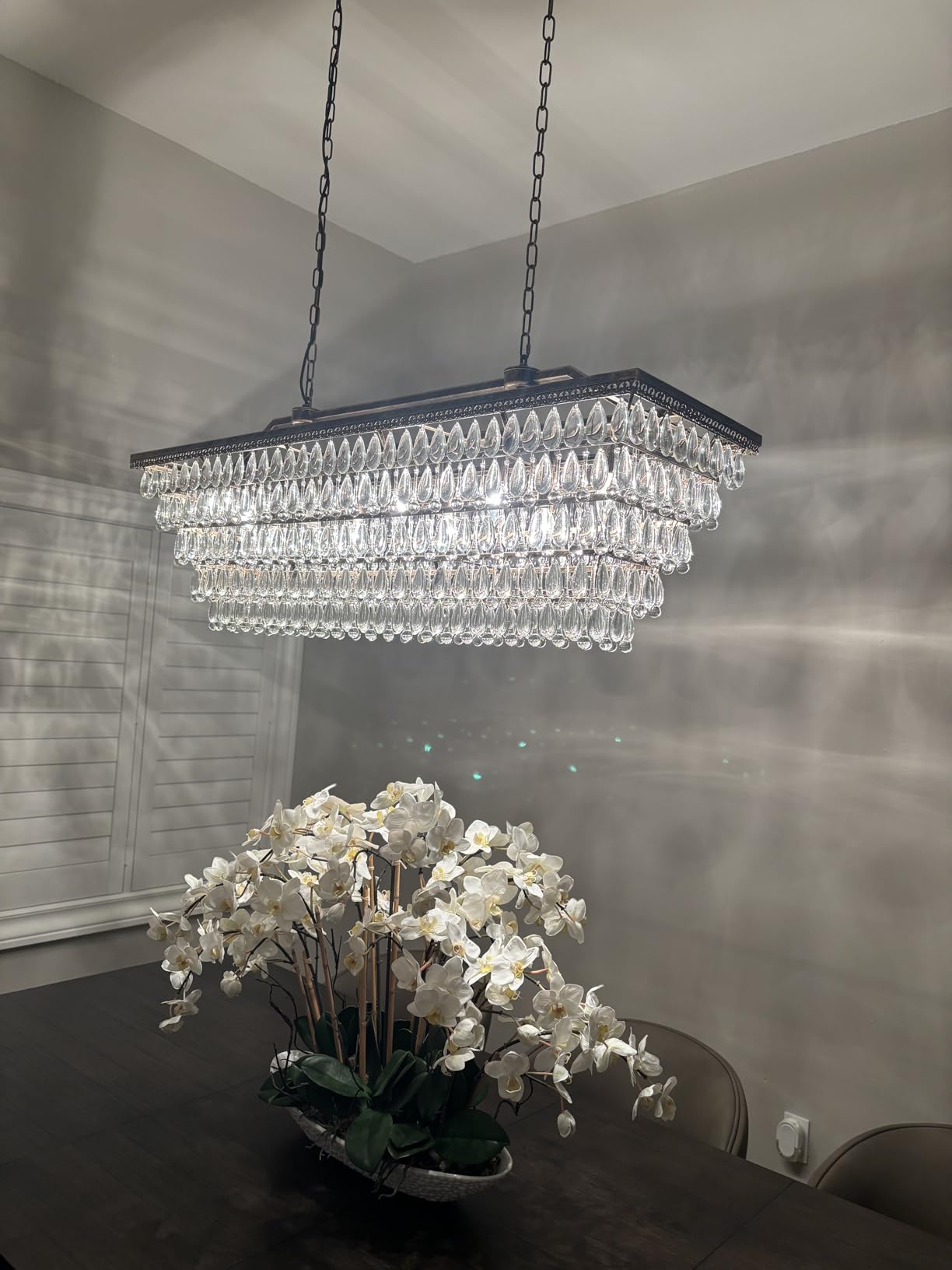 Wellmet Dining Room Crystal Chandelier, 48 Inch Antique Bronze Rectangle Chandeliers, 9 Lights Luxury Large Farmhouse Hanging Ceiling Light Fixtures for Kitchen Island, Living Room, Entryway customer photo 1