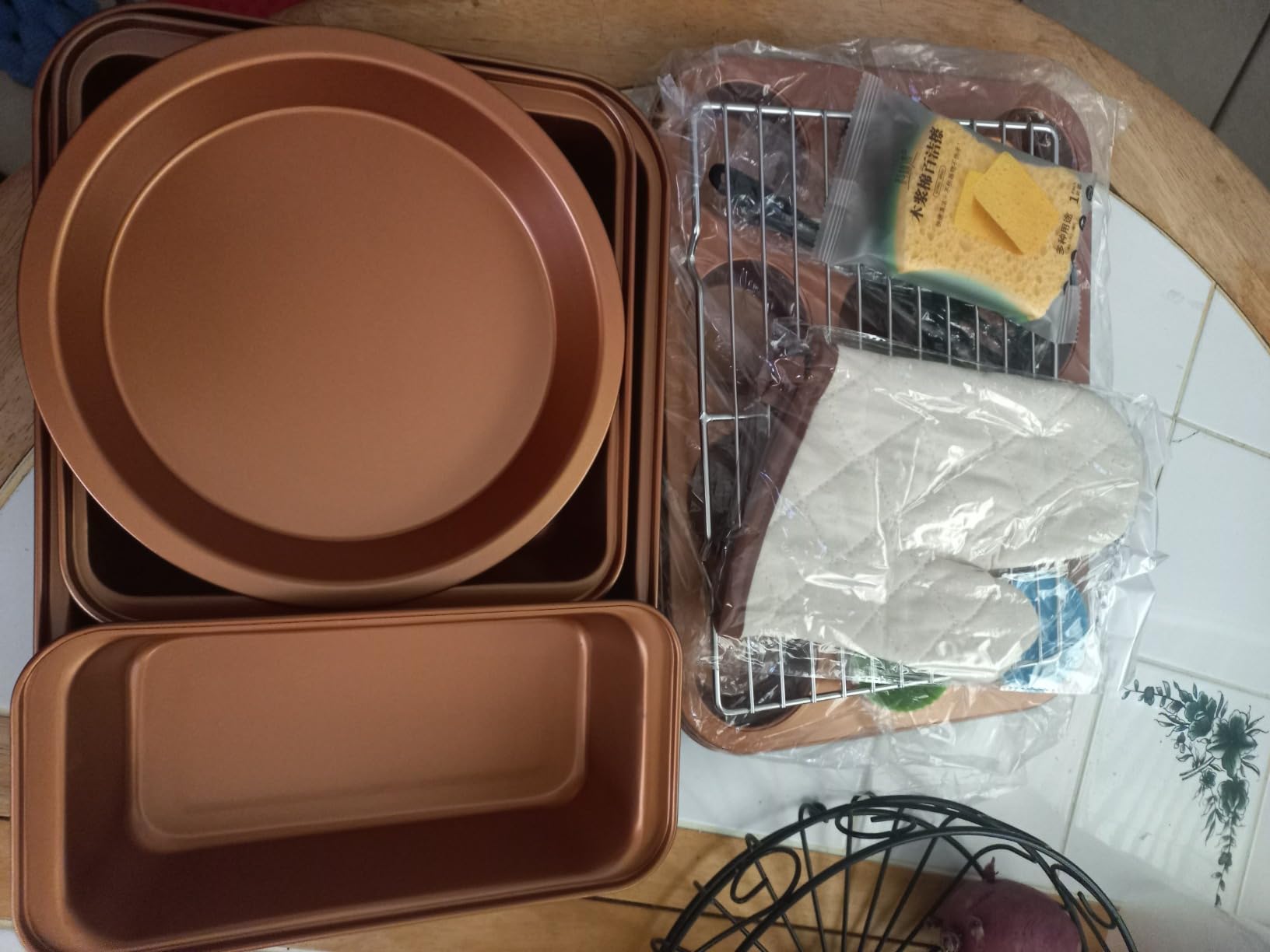 Baking Pans Set 6-Pieces, Non Stick Bakeware Sets for Baker, Golden | Stackable Baking Set customer photo 1